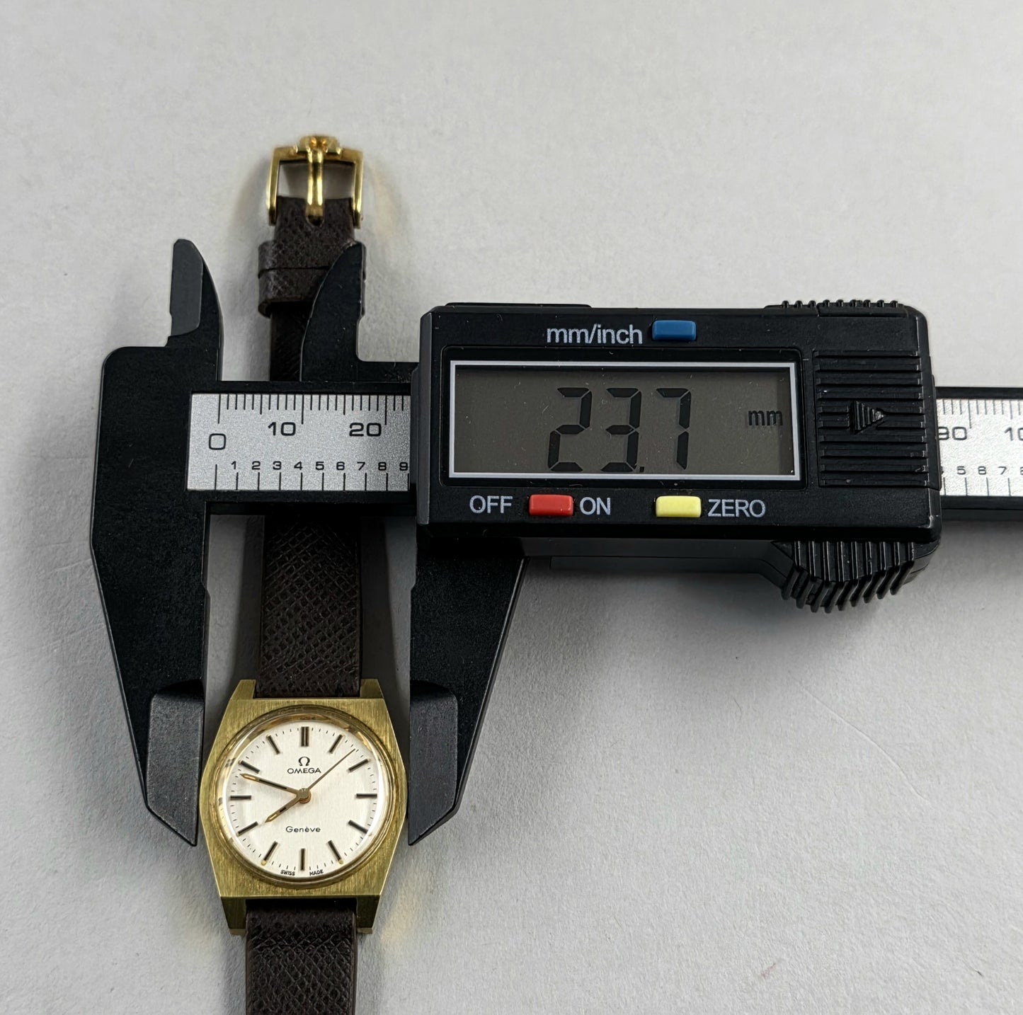 Omega Genève Lady 535.0027 (Copy)