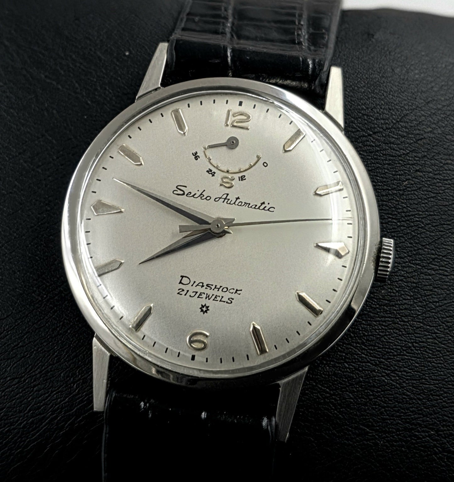 Seiko J14043