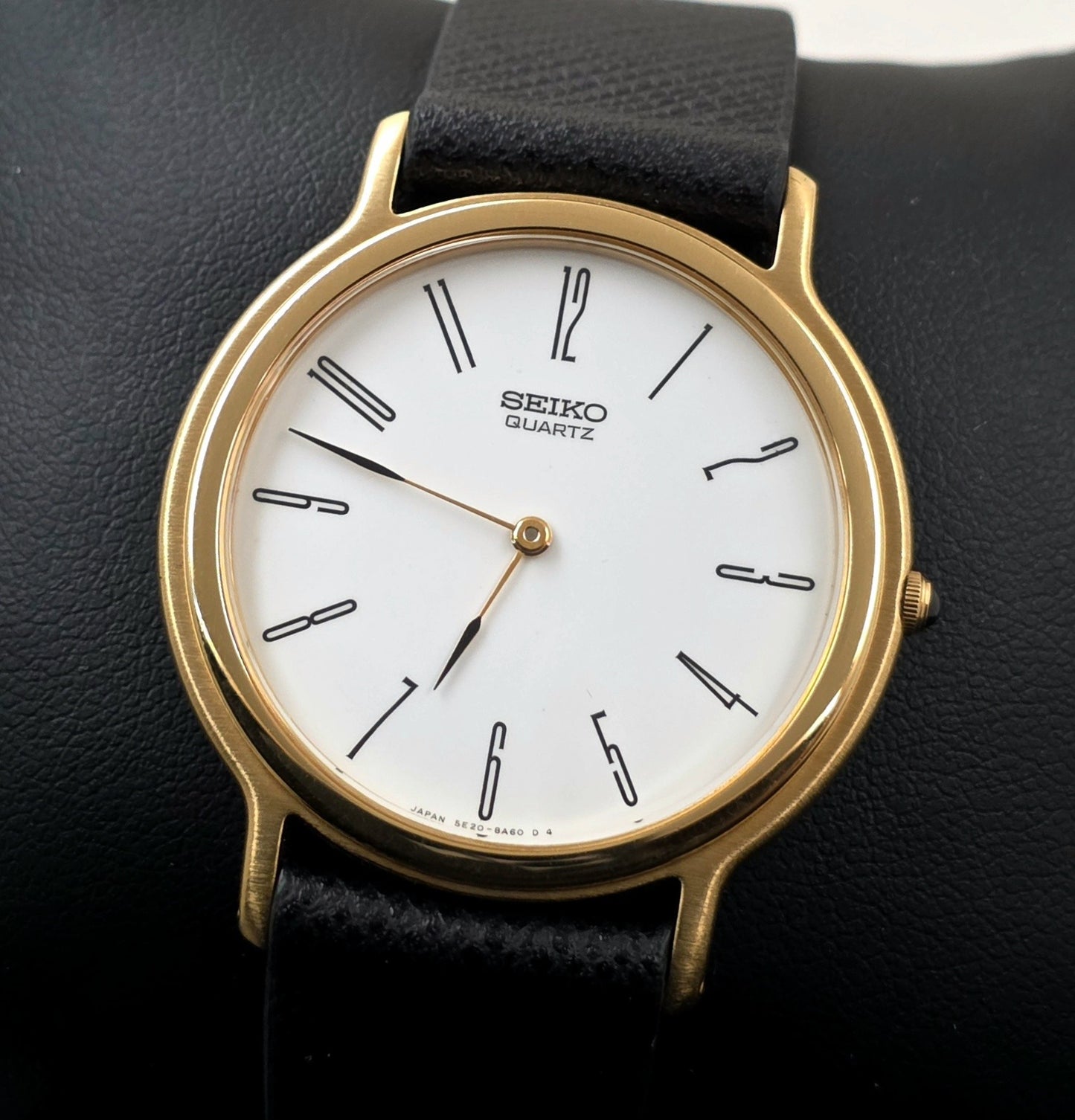 Seiko 5E20-8A20 Ultra-Thin Quartz