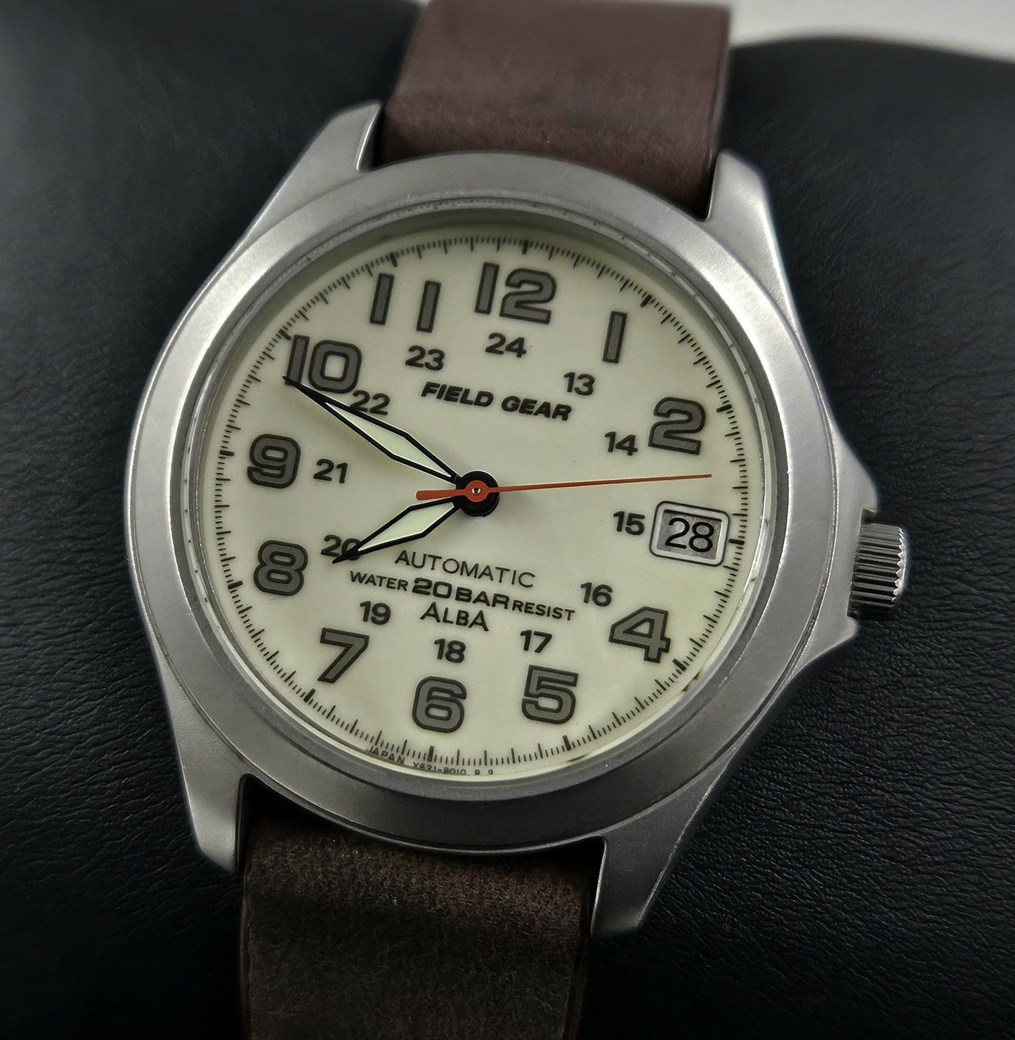 Seiko Alba Field Gear Y621-0010