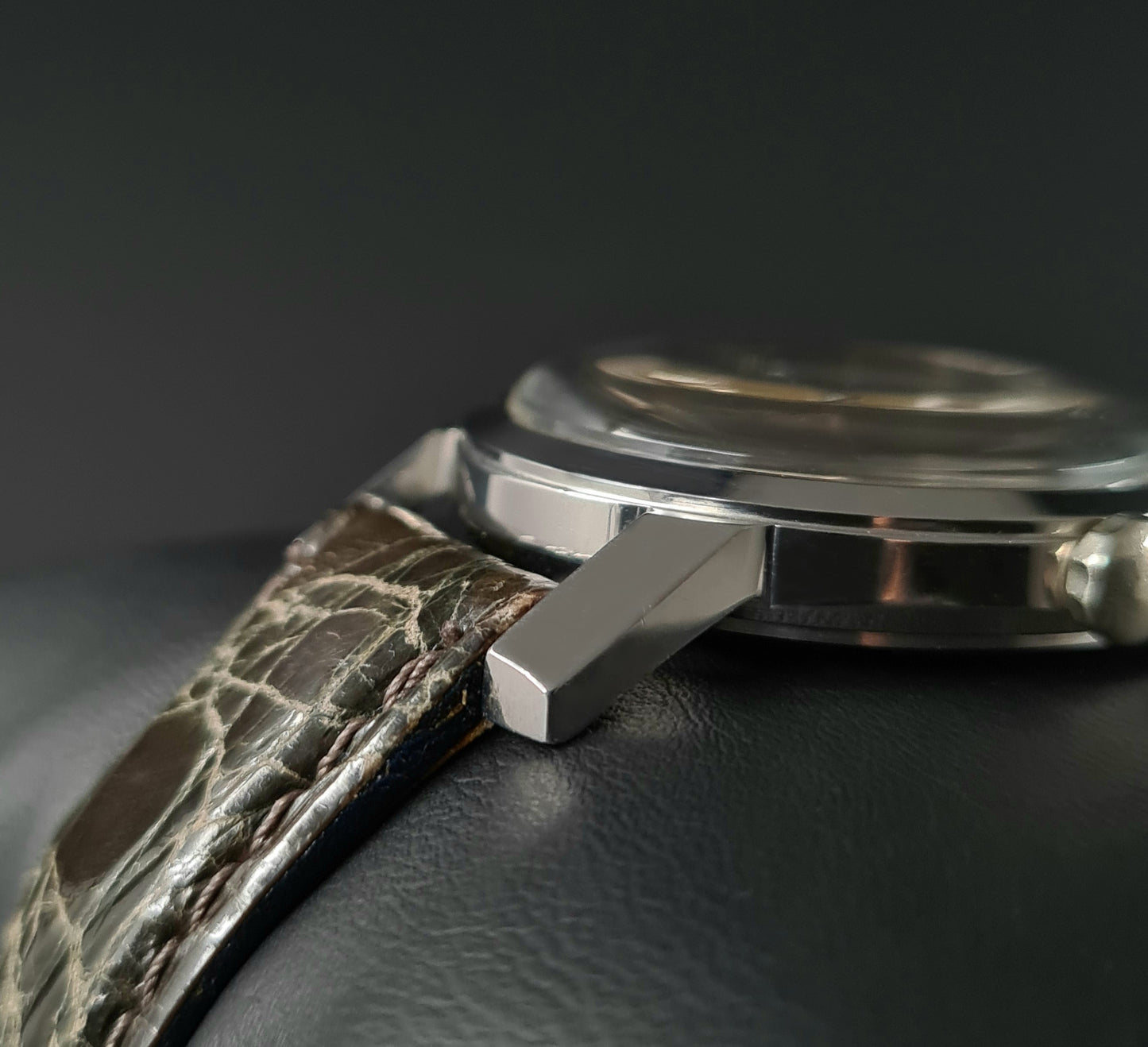 Omega Sub Second