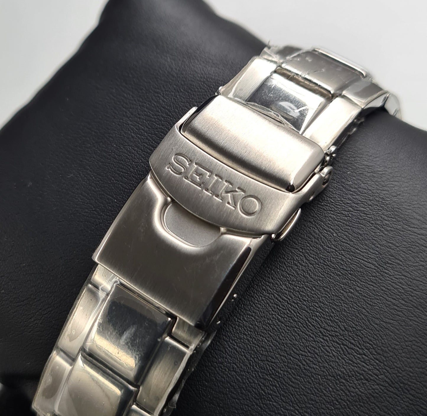 Seiko 5 Superior
