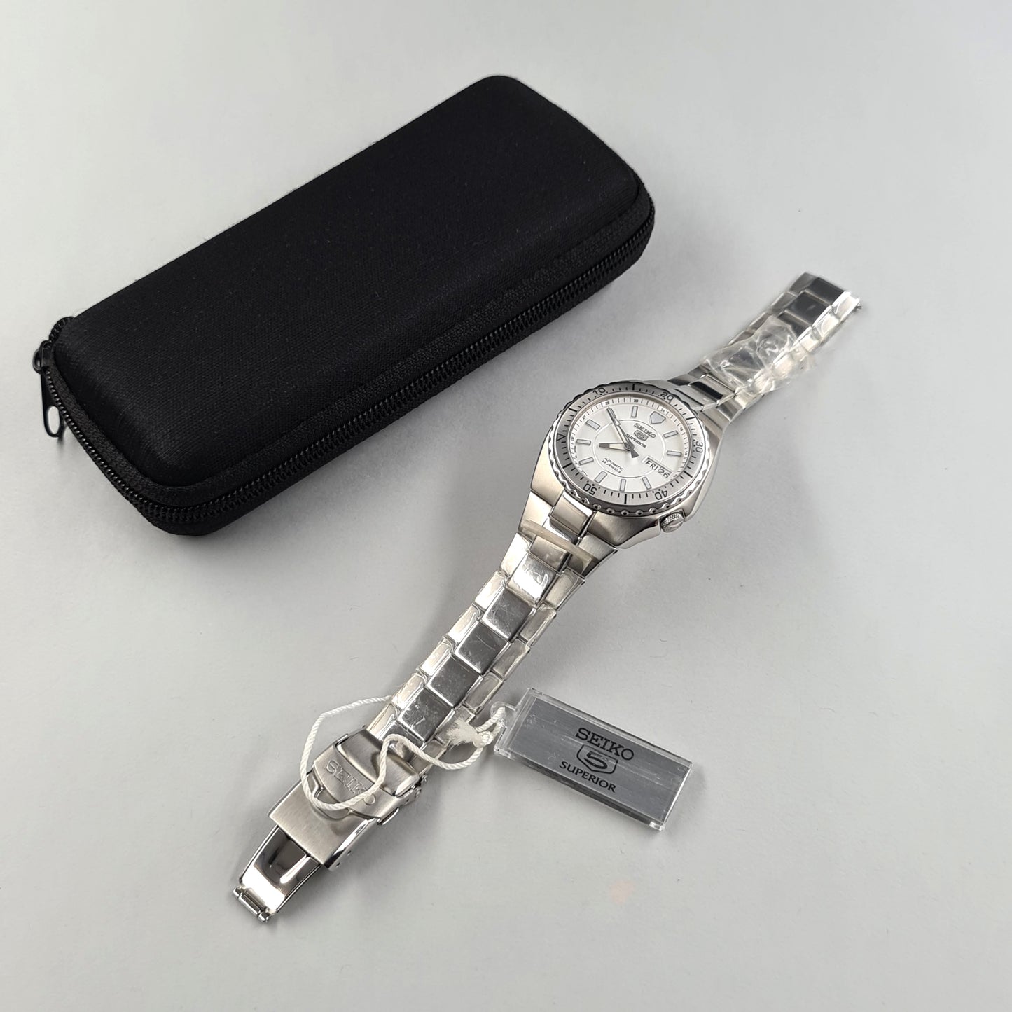 Seiko 5 Superior