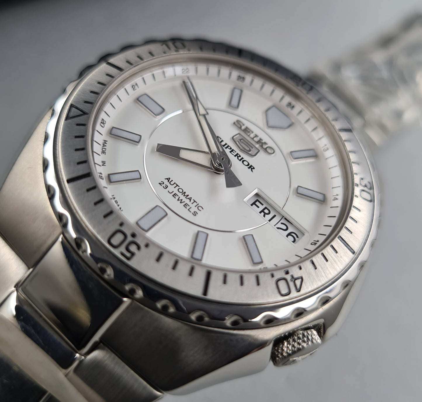 Seiko 5 Superior