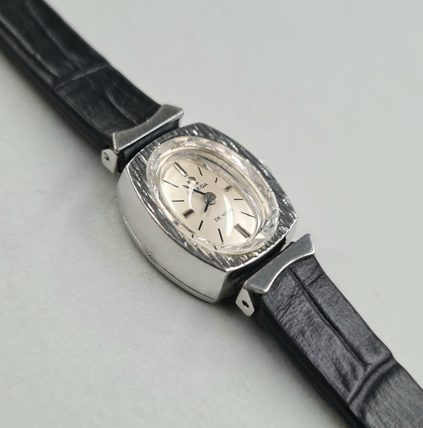 Omega De Ville