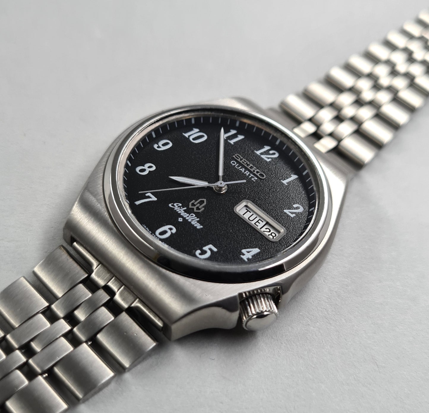 Seiko Silver Wave