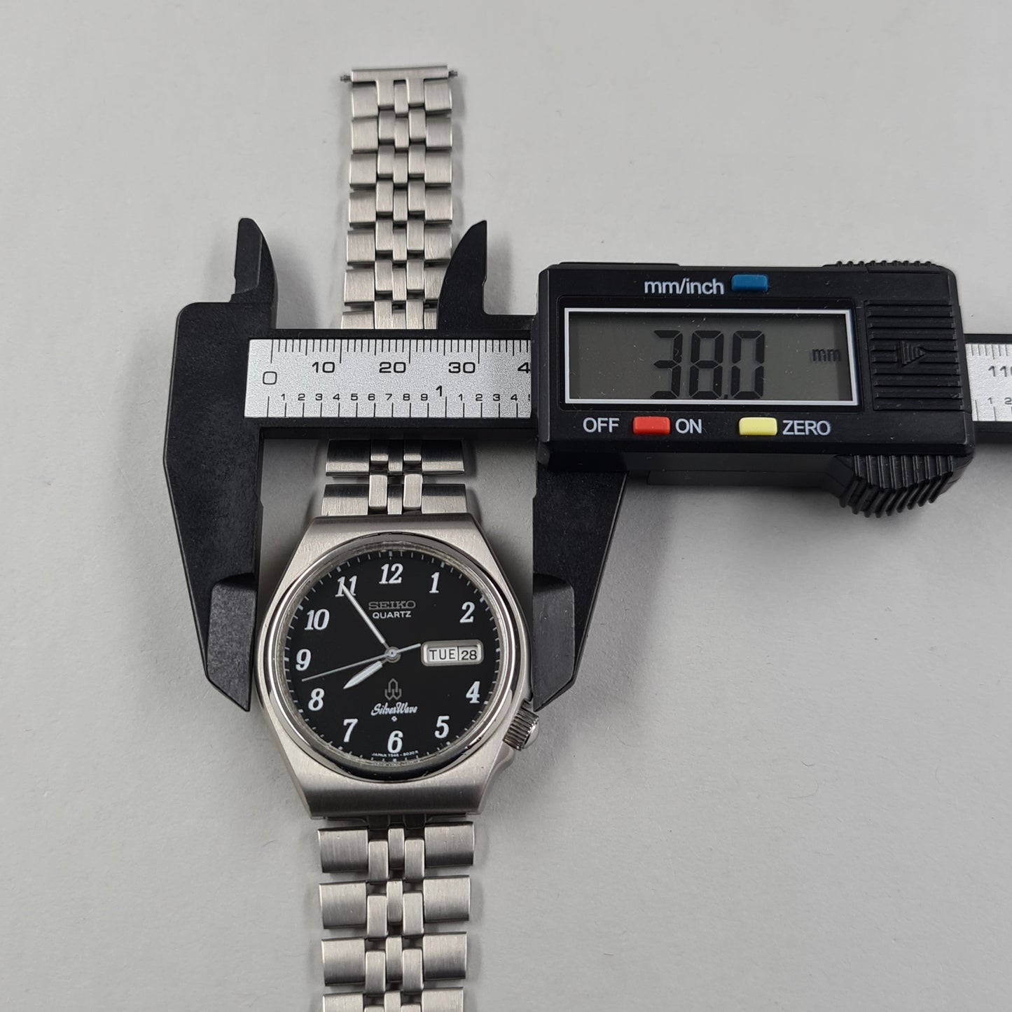 Seiko Silver Wave