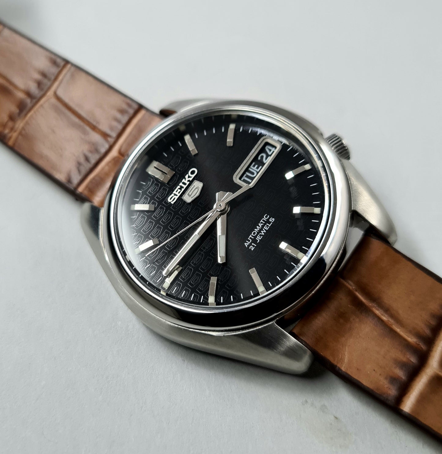 Seiko 5 7S26-01V0