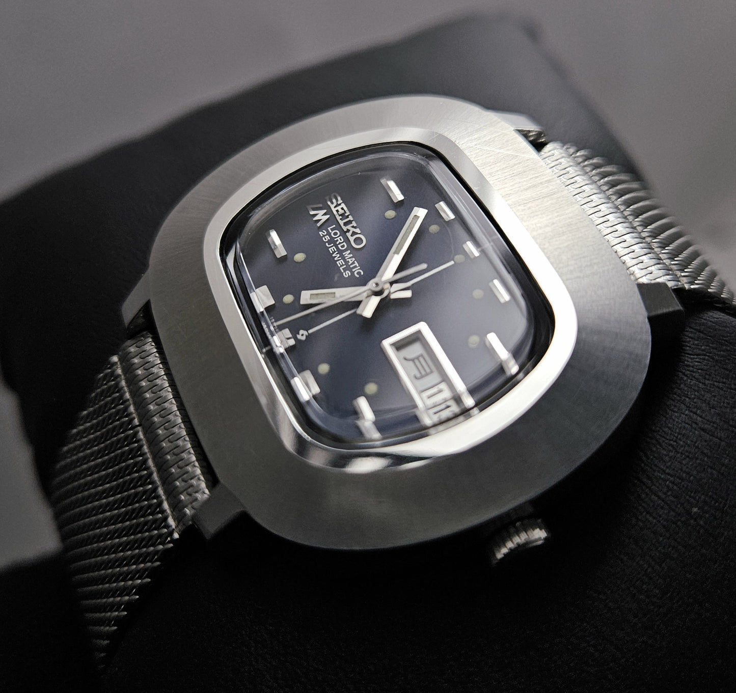 Seiko Lord Matic Nissan Laurel 5606-5010