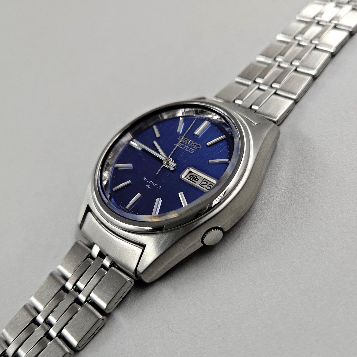 Seiko Actus