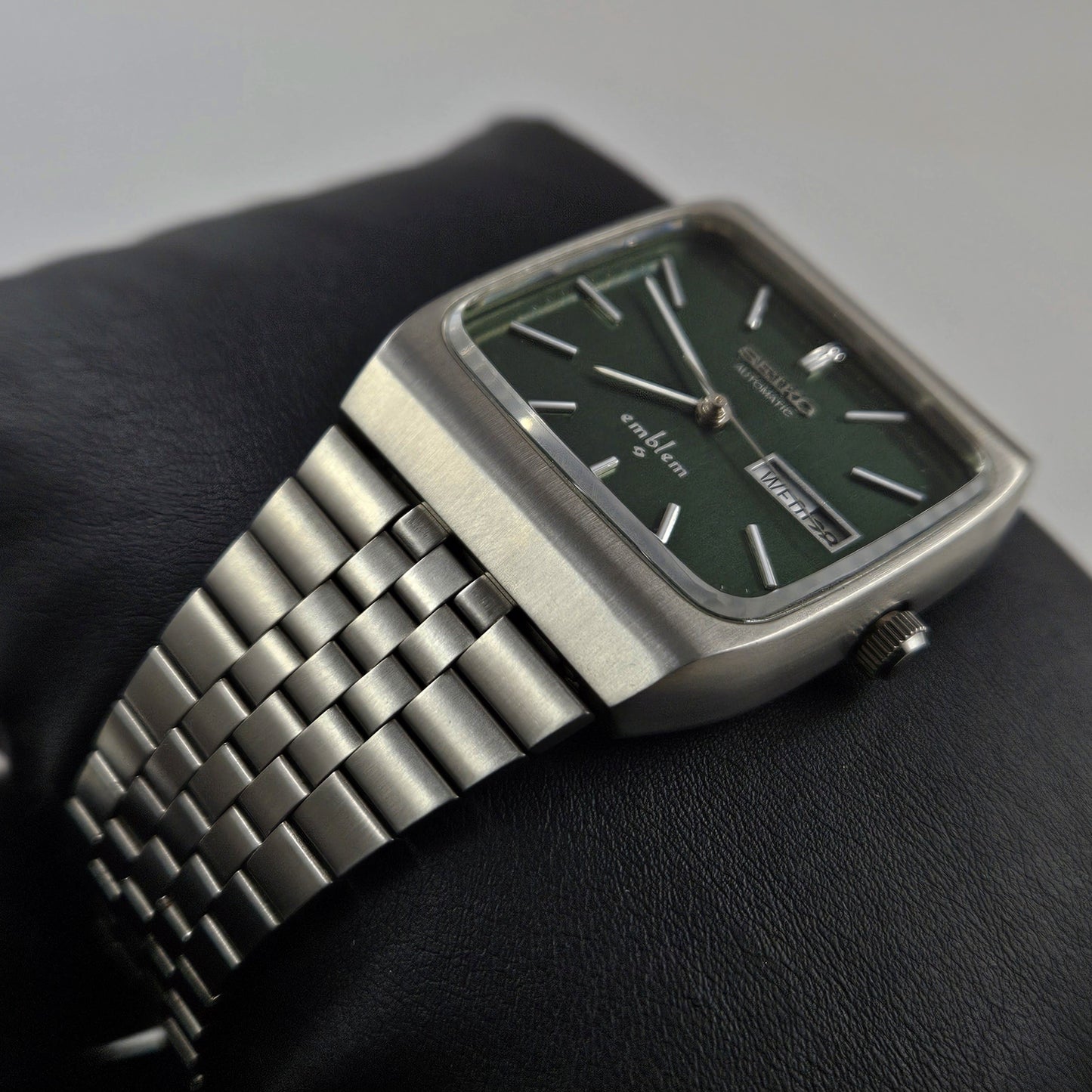 Seiko Emblem