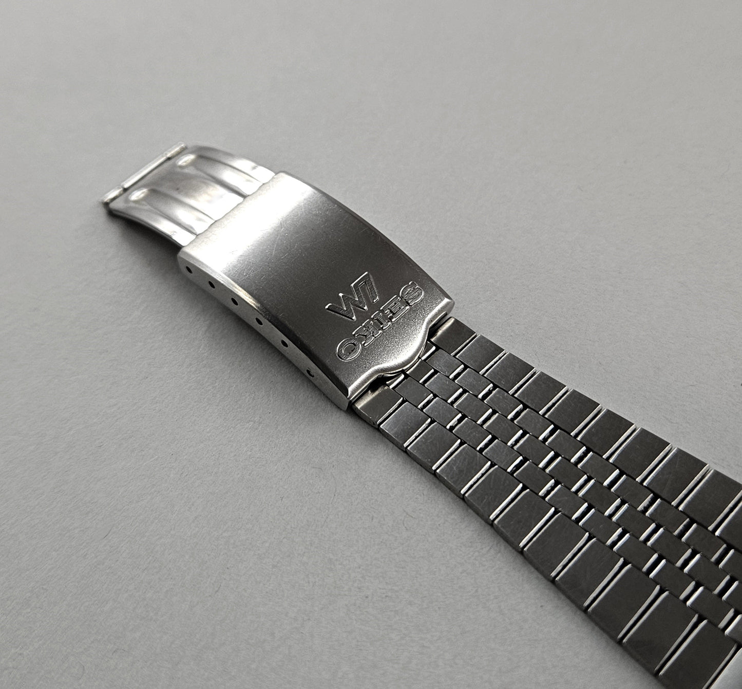 Seiko Lord Matic 5606-5220
