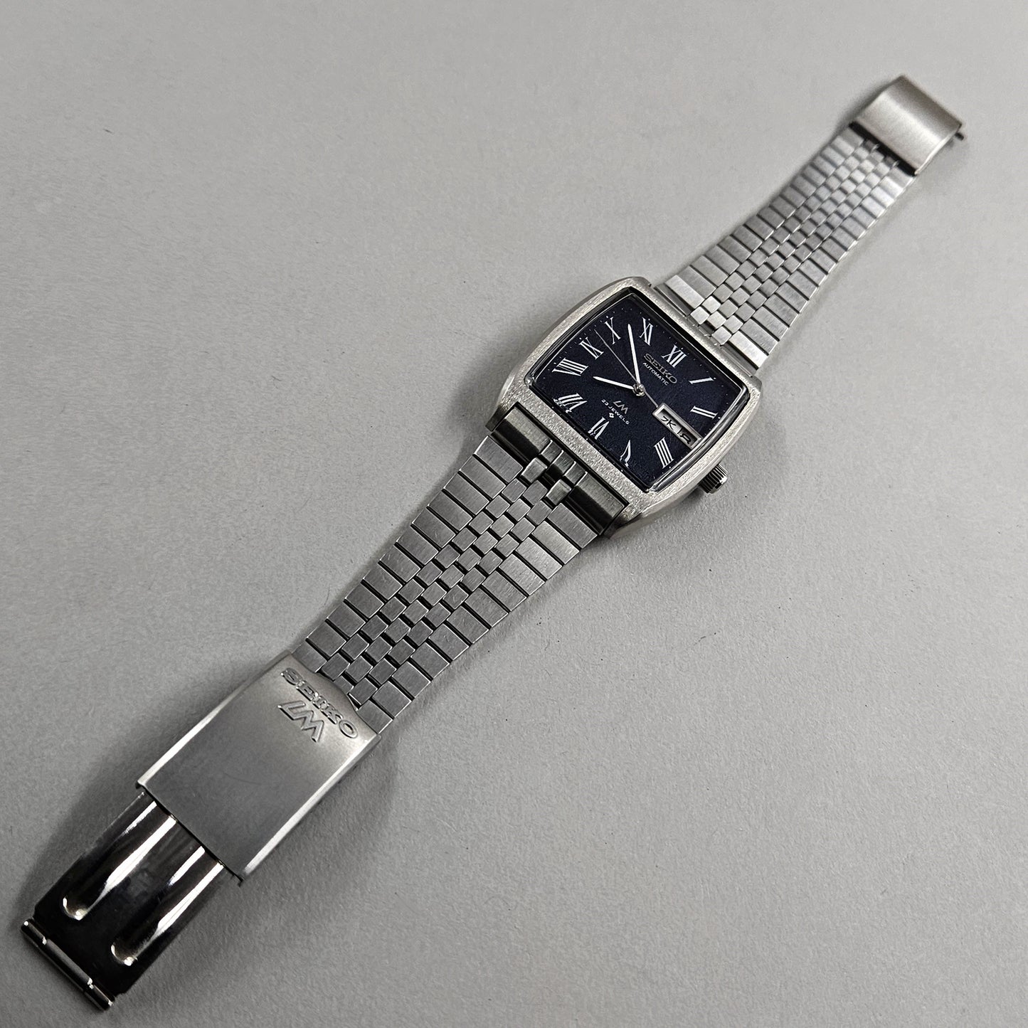 Seiko Lord Matic 5606-5220