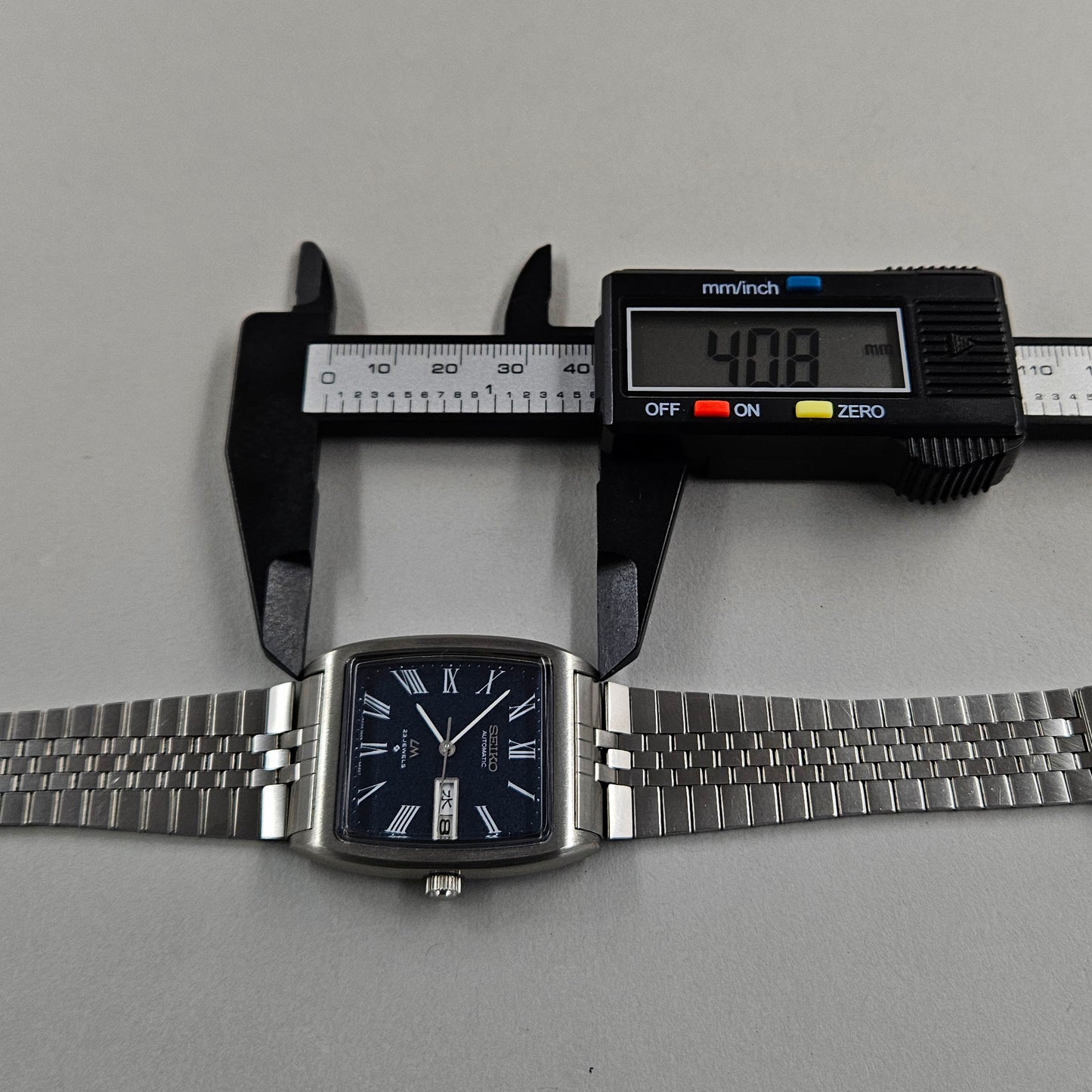 Seiko Lord Matic 5606-5220