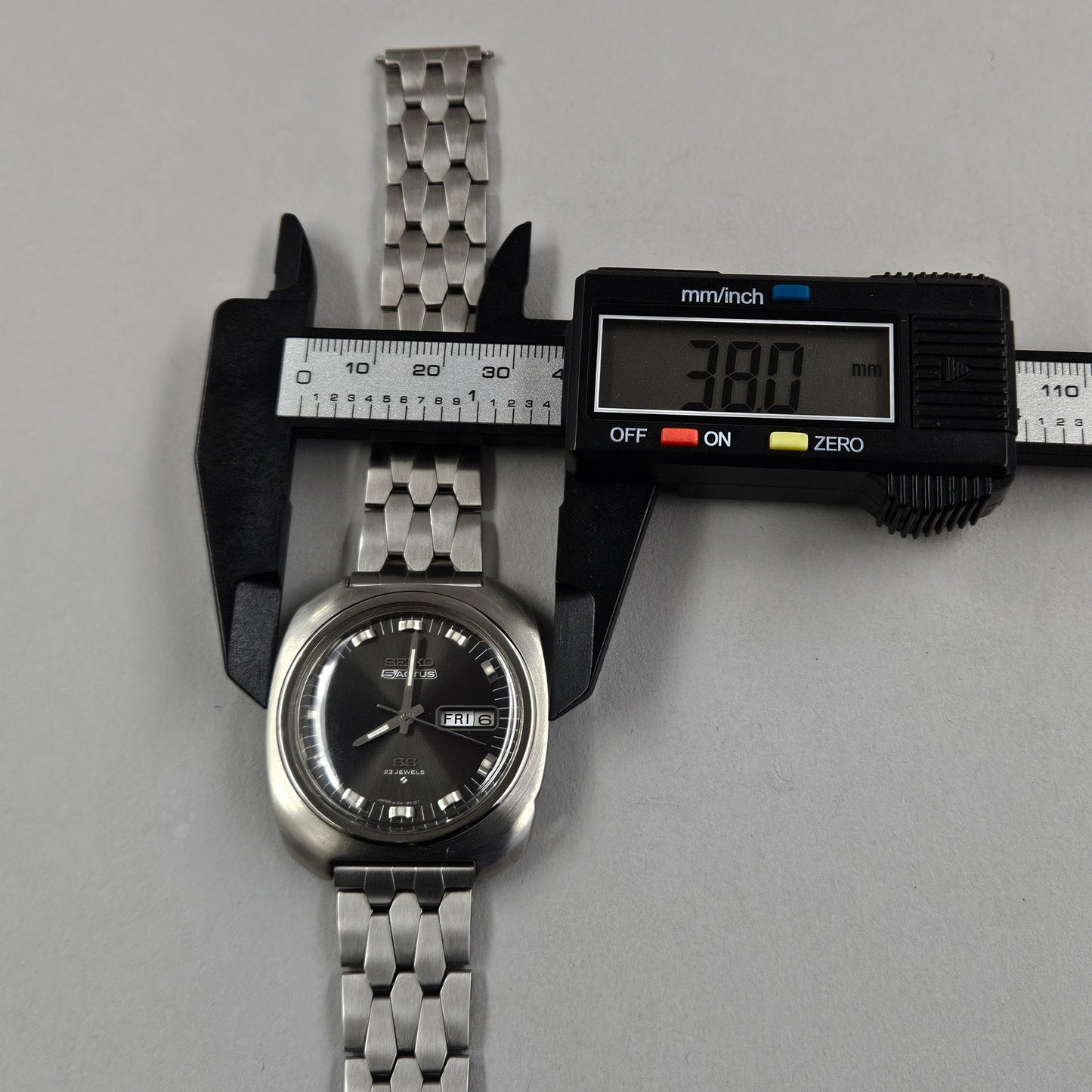 Seiko 5 Actus 6106-8430