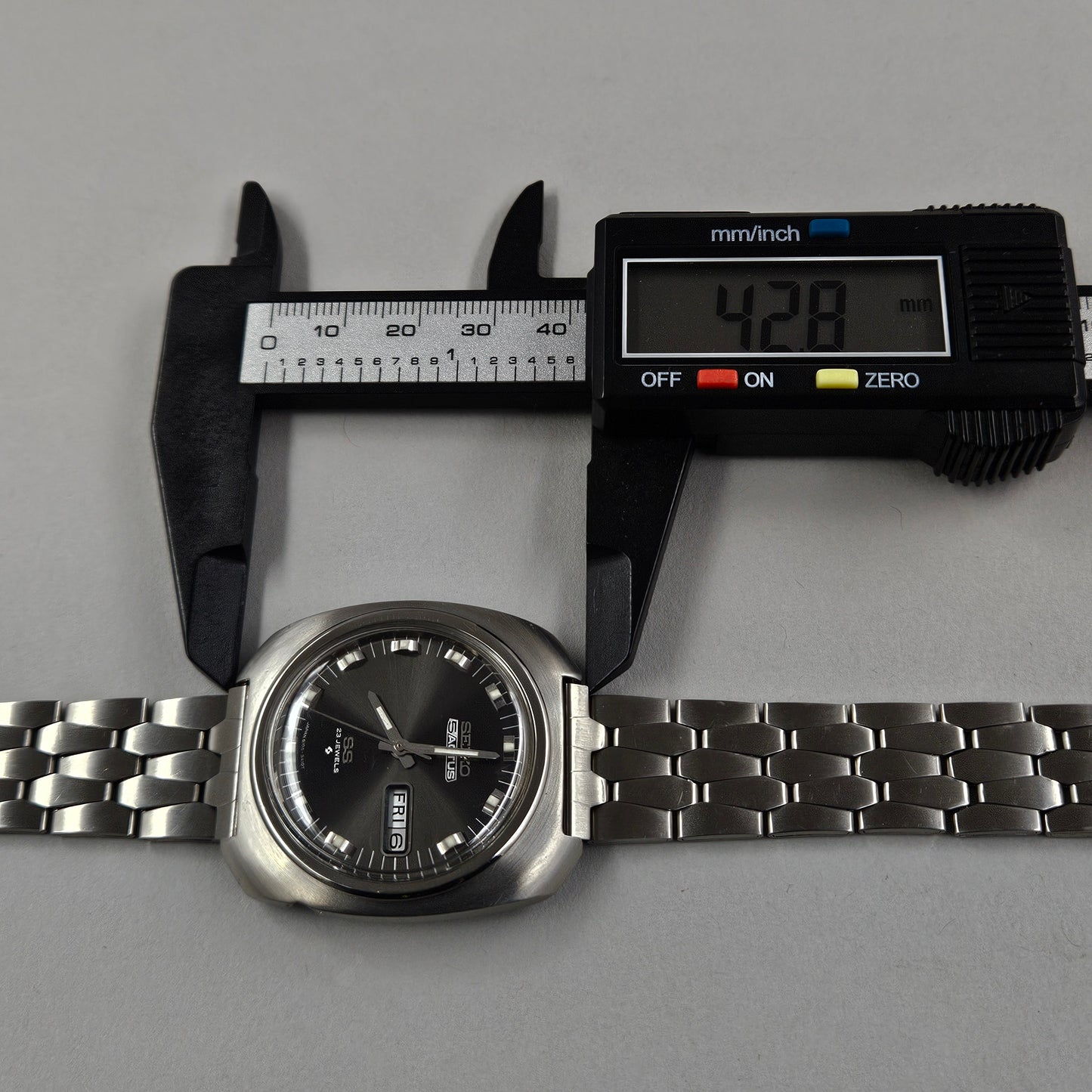 Seiko 5 Actus 6106-8430