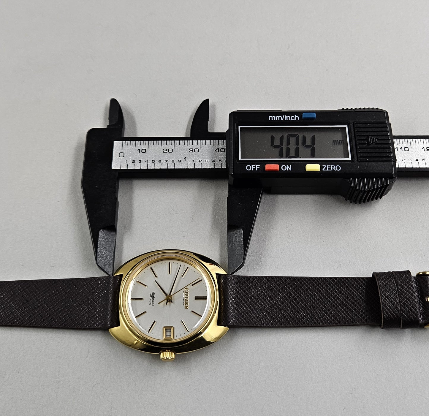Citizen Highness 4-740211TA