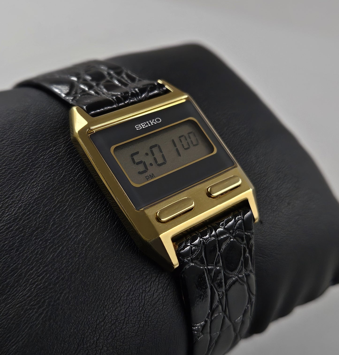 Seiko Ultra Slim F231-4030