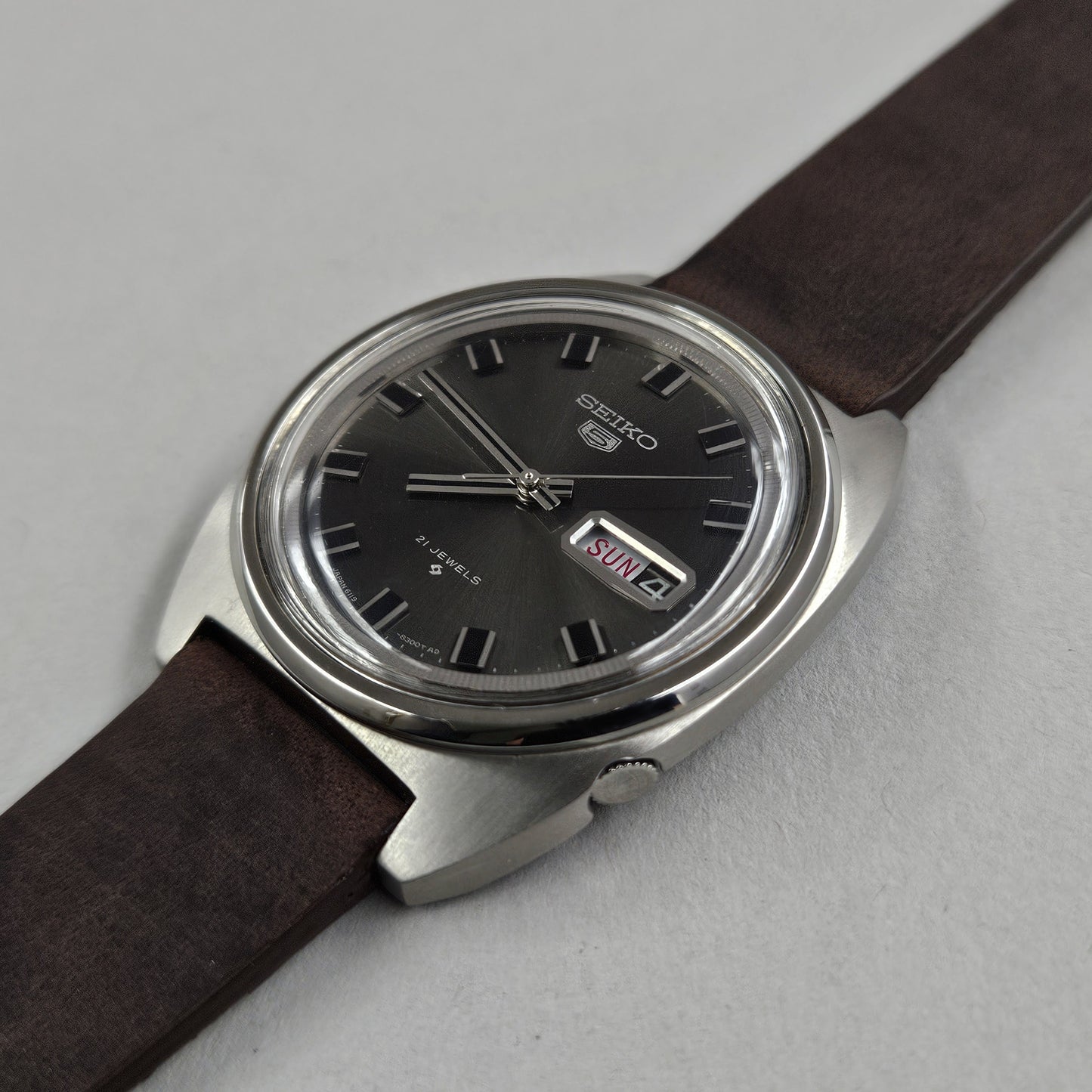 Seiko 5 6119-8250