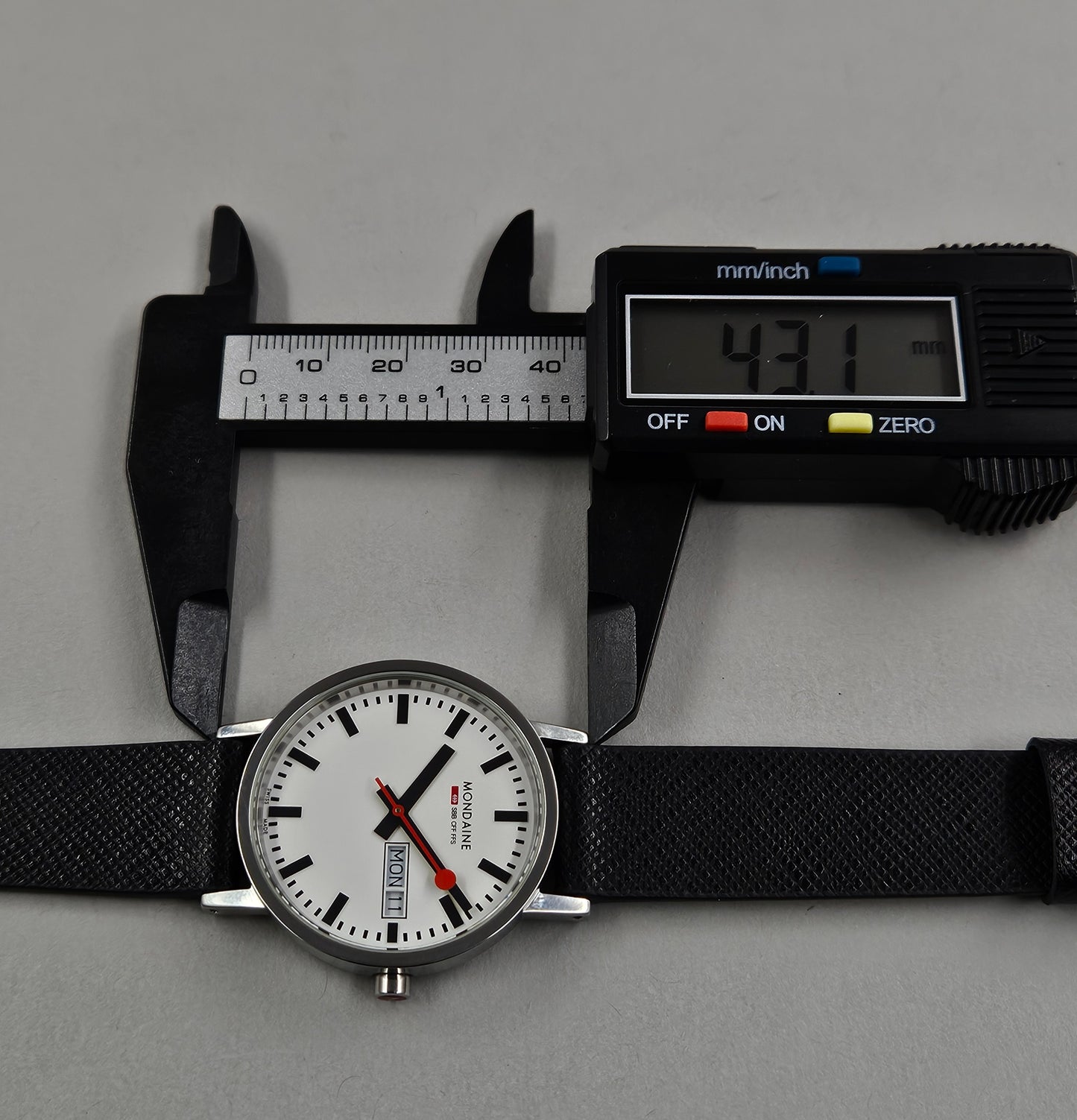 Mondaine Classic 30314