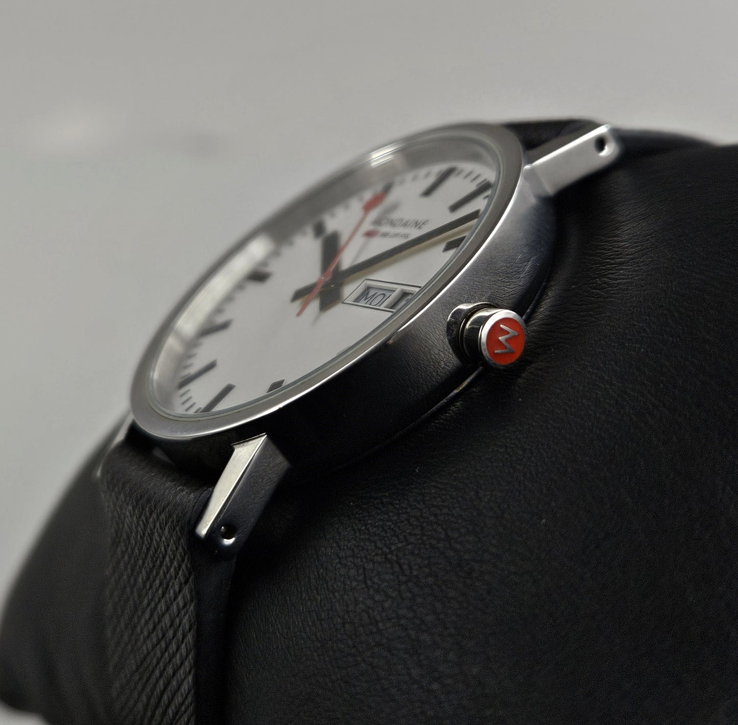 Mondaine Classic 30314