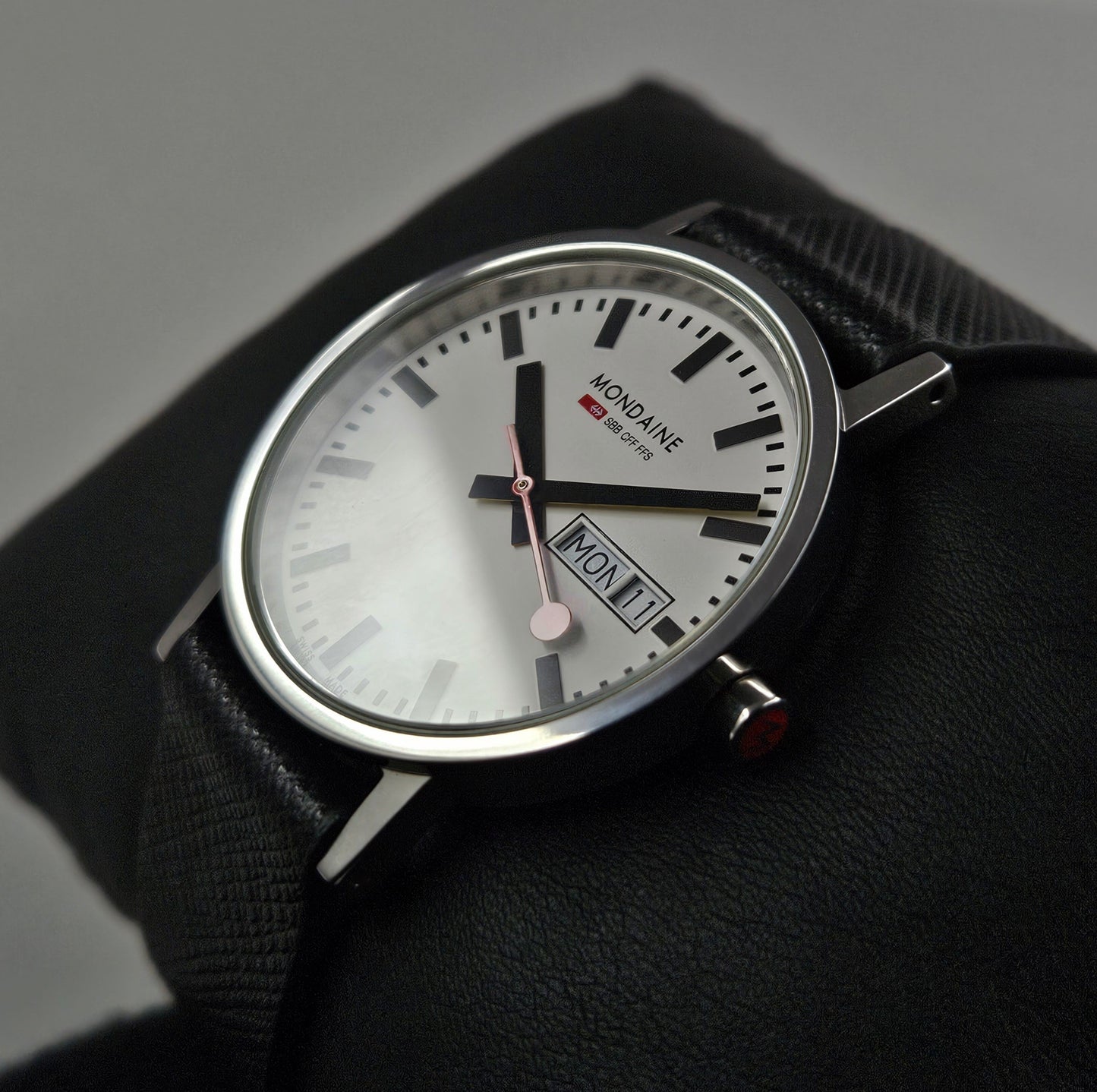 Mondaine Classic 30314