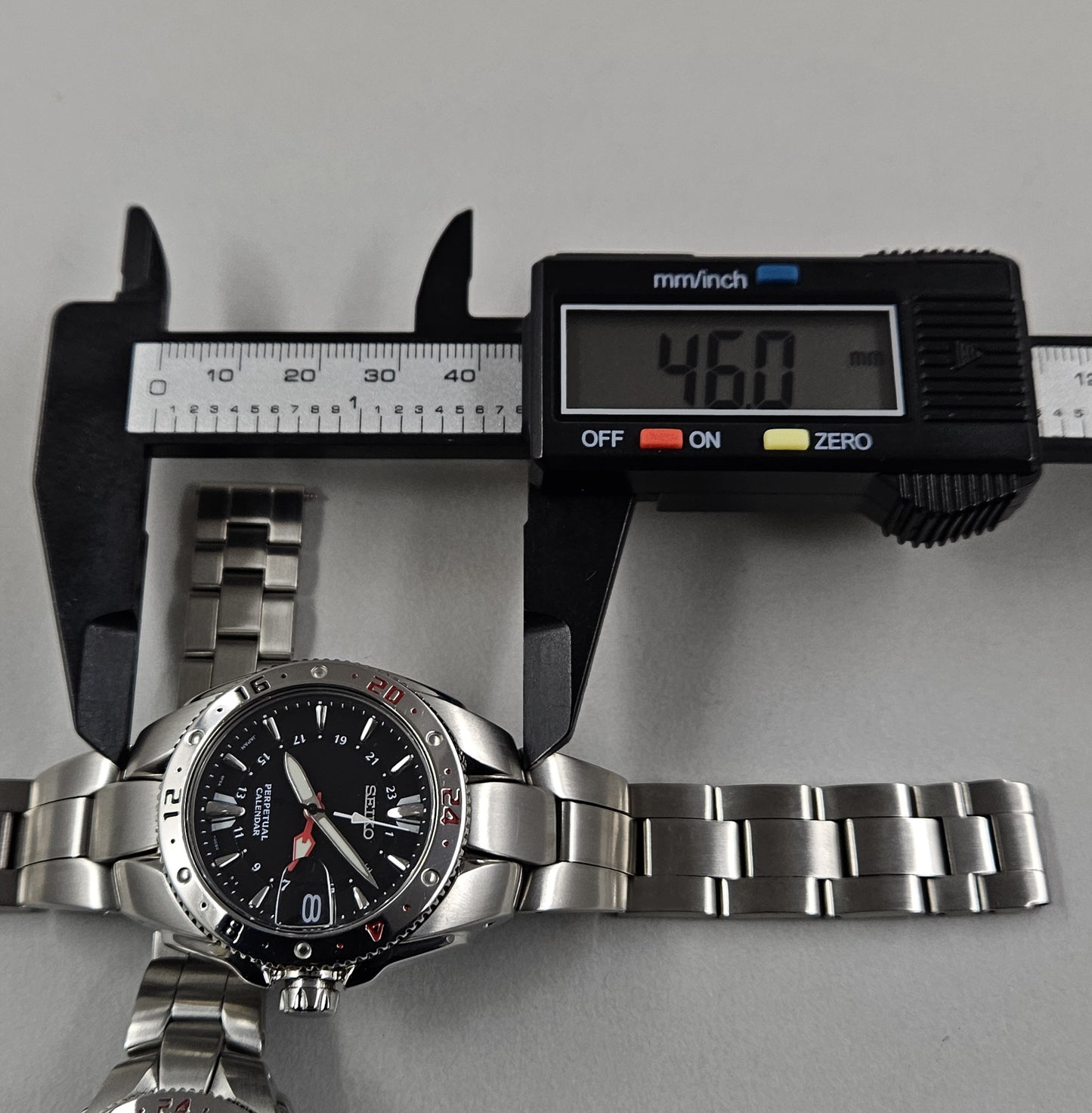 Seiko Perpetual Calendar 2 Pcs