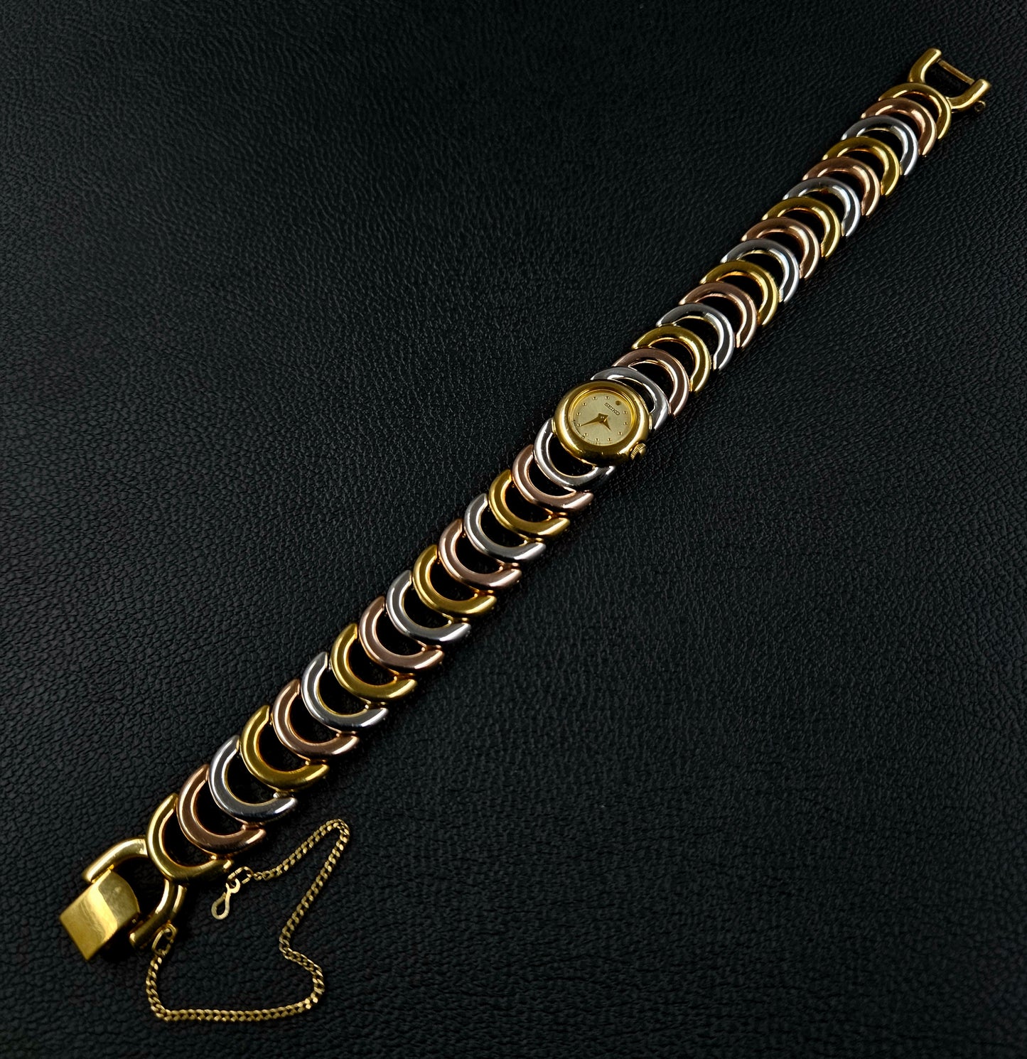 Seiko Lady 1E20-037A