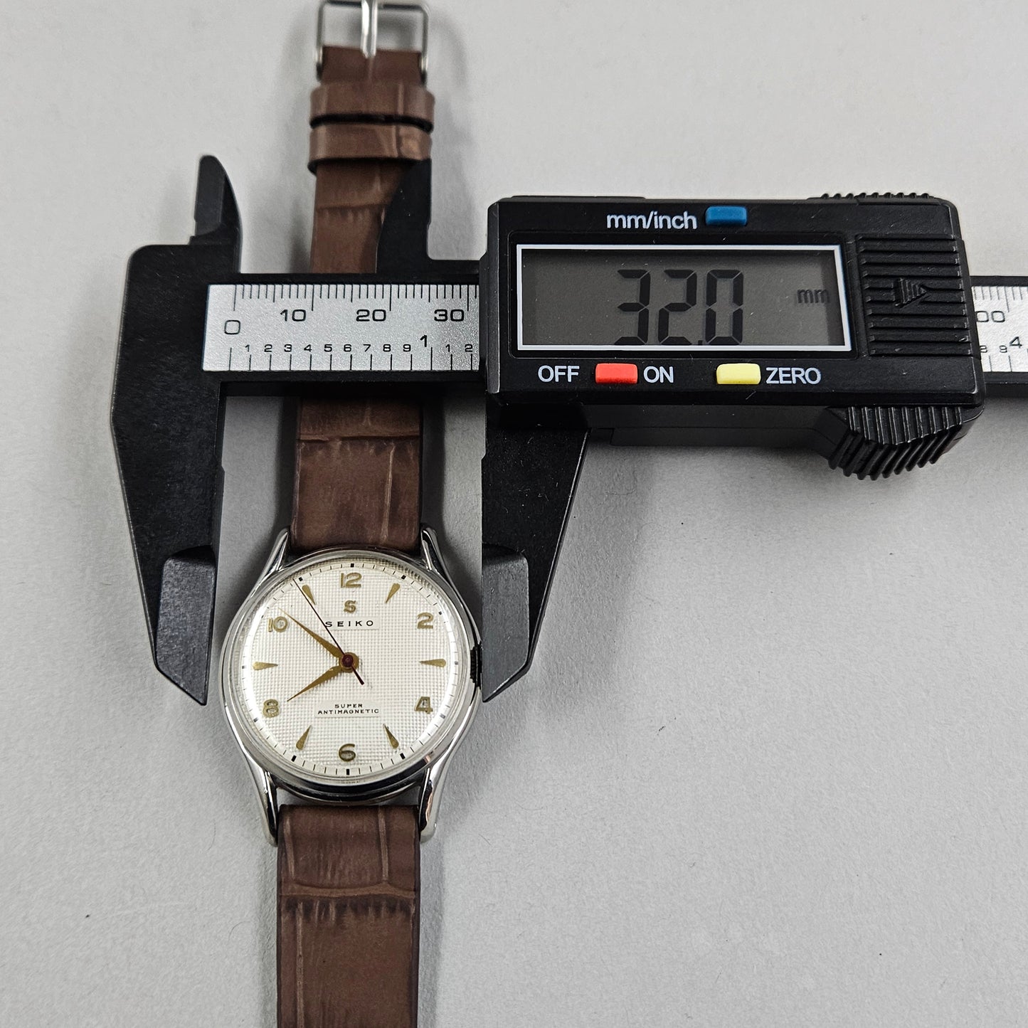Seiko Antimagnetic 1759