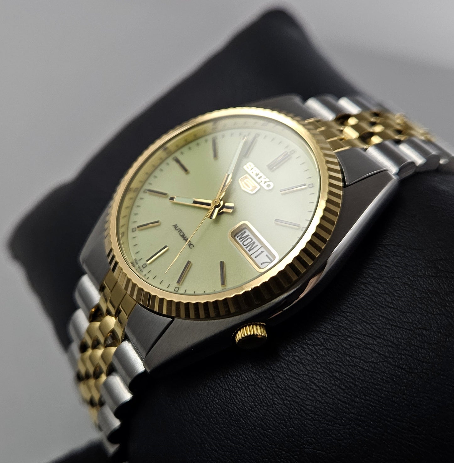 Seiko 5 7S26-3110