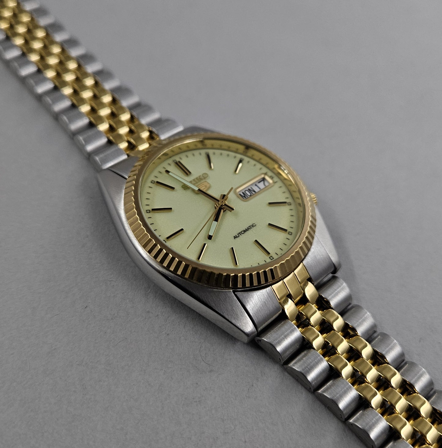 Seiko 5 7S26-3110