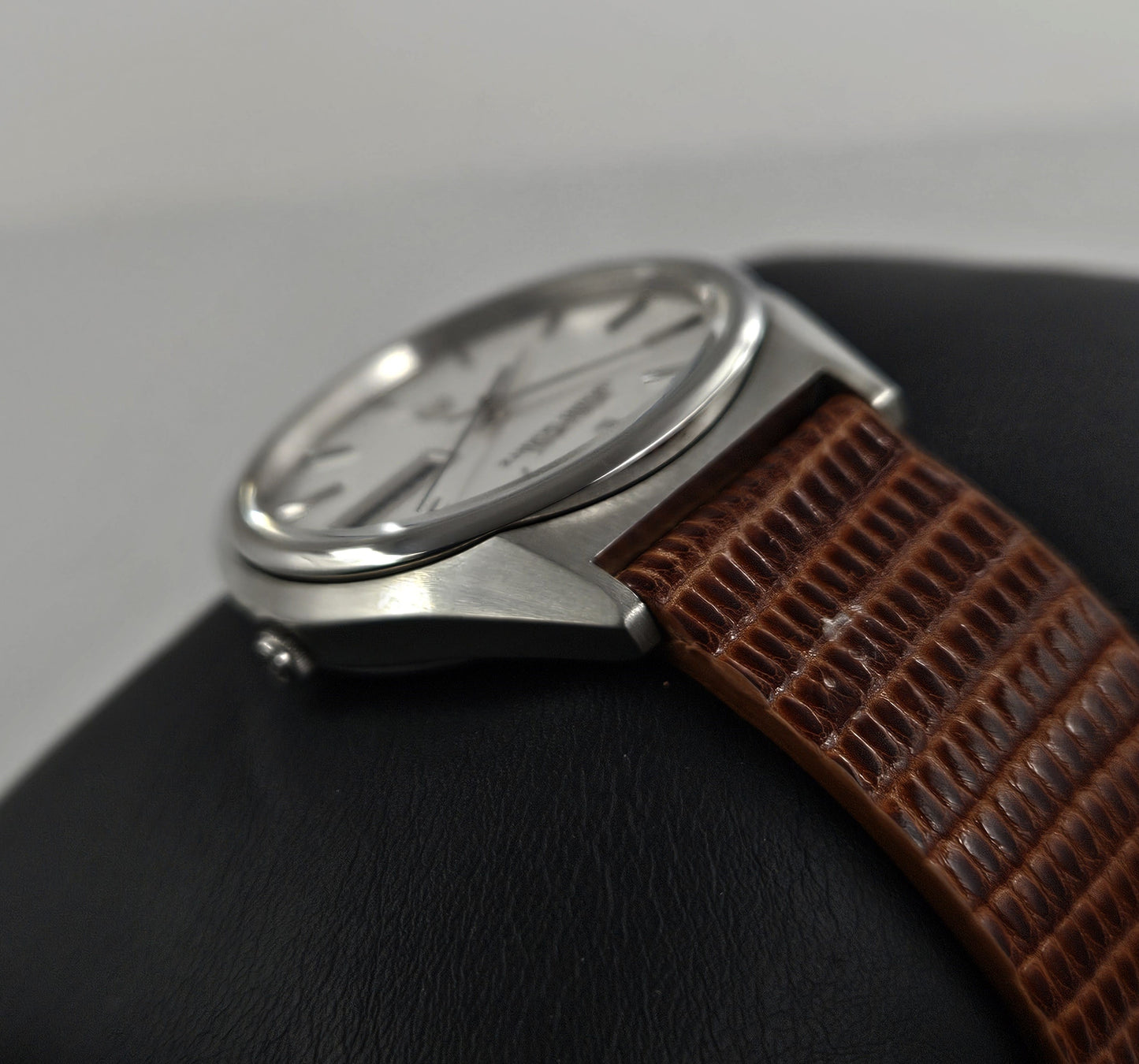 Seiko Grand Quartz 9943-8010