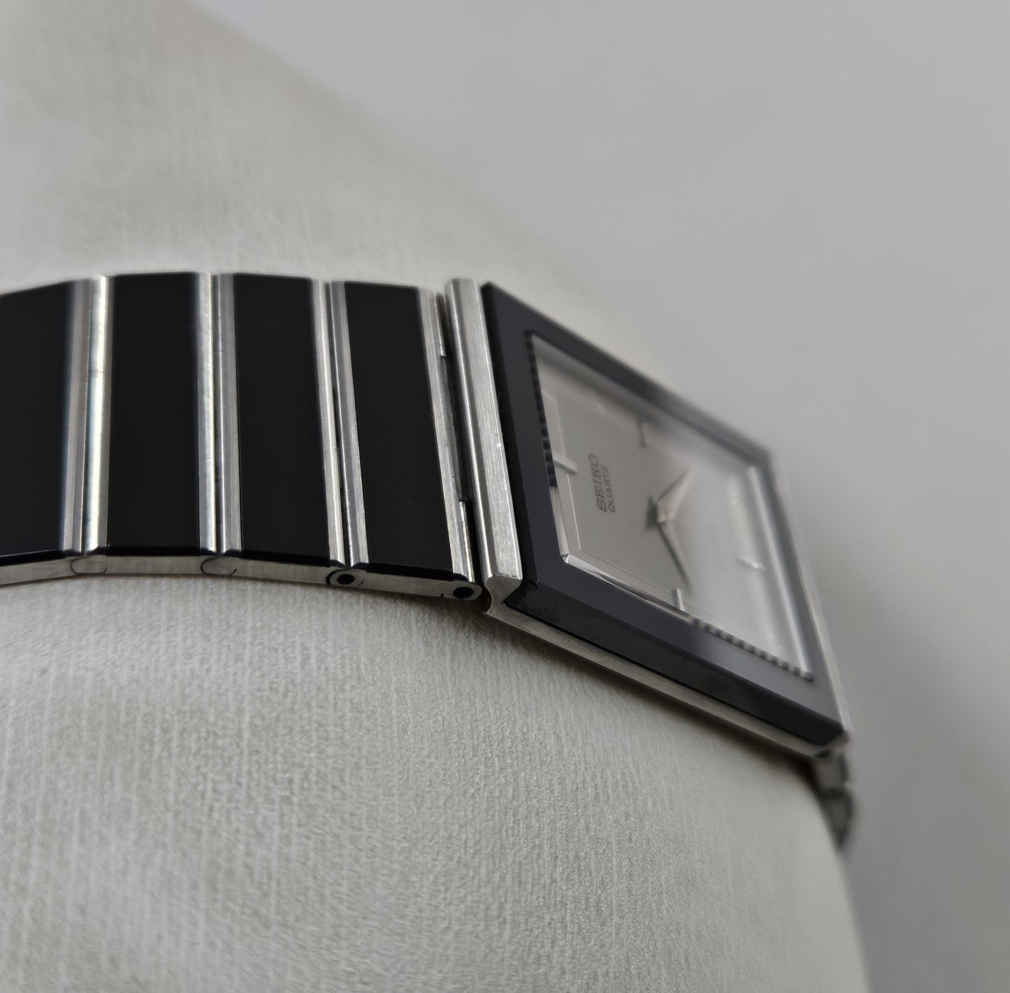 Seiko Dolce Ceramic 7320-5720
