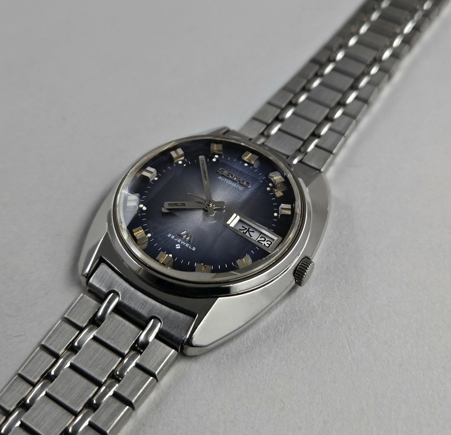 Seiko Lord Matic 5606-7230