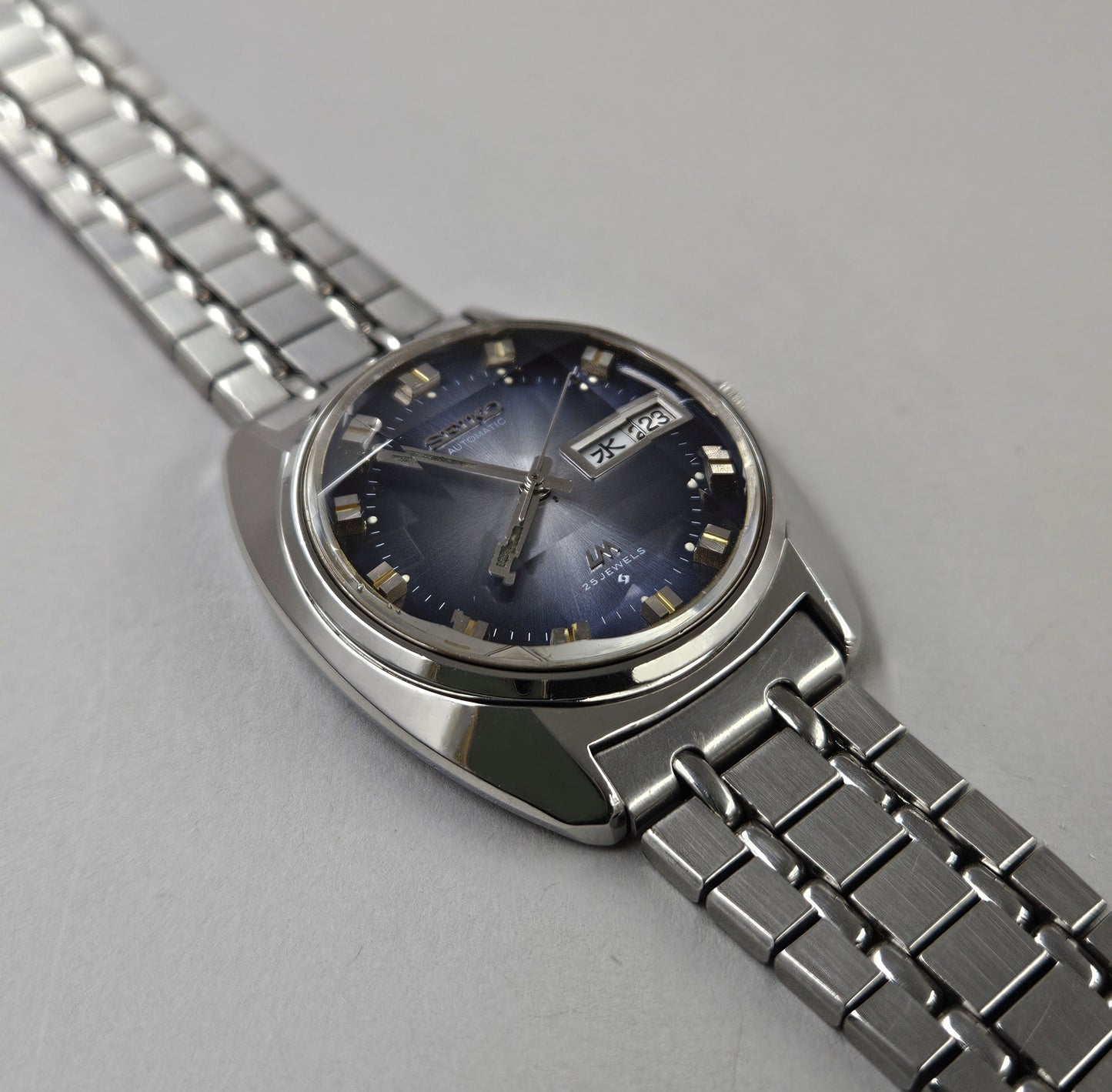 Seiko Lord Matic 5606-7230