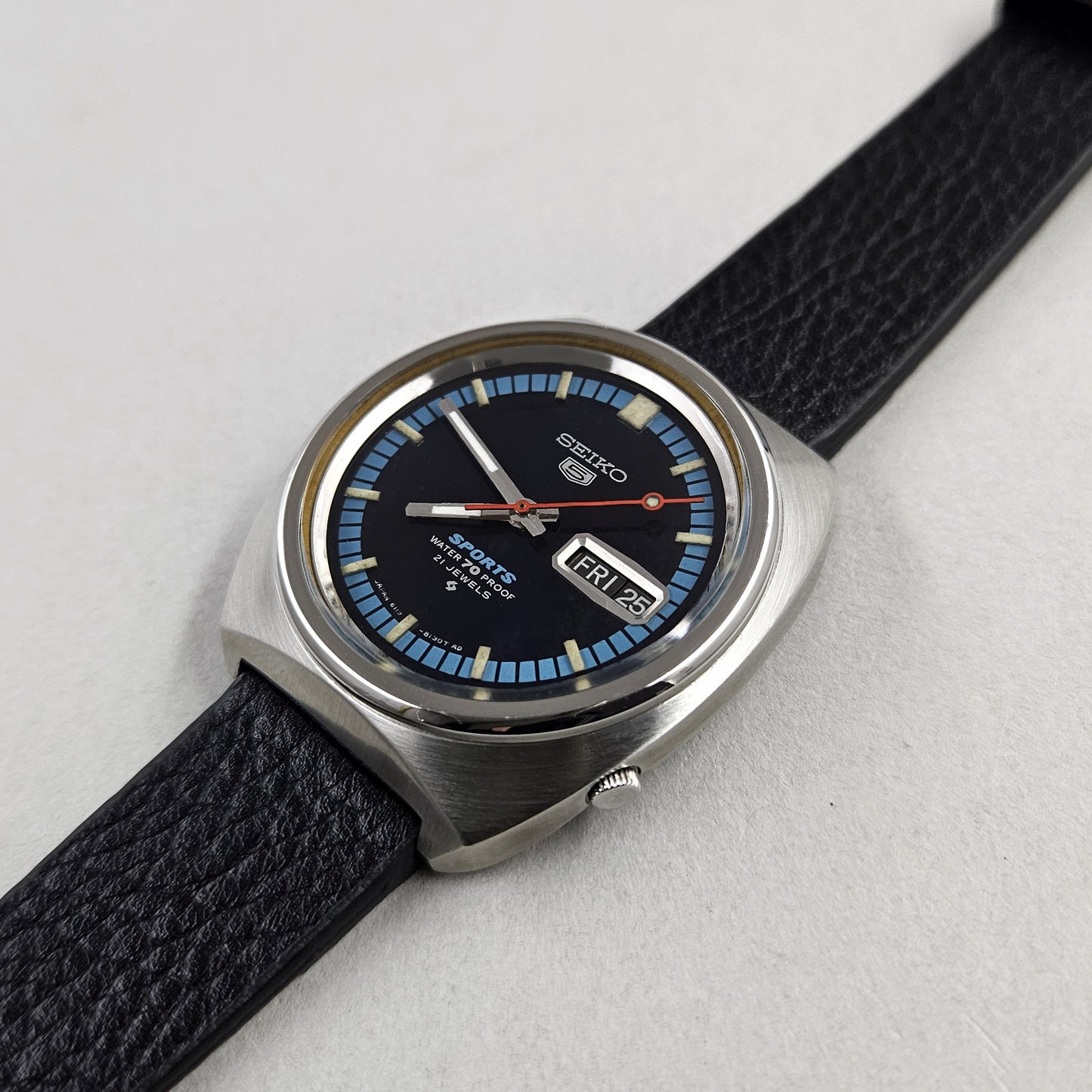 Seiko 5 Sports 6119-8130