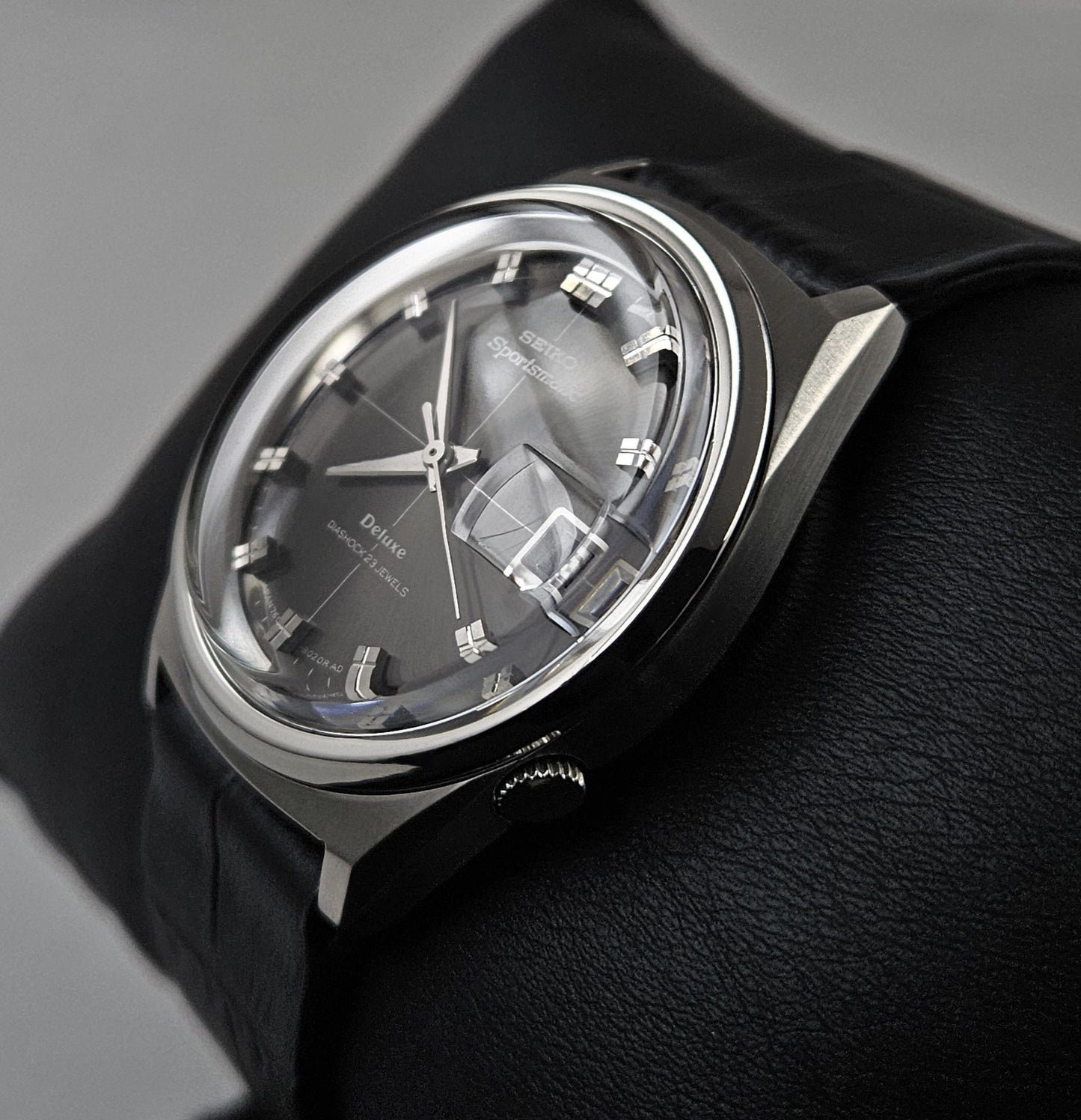 Seiko Sportsmatic Deluxe 7605-8010