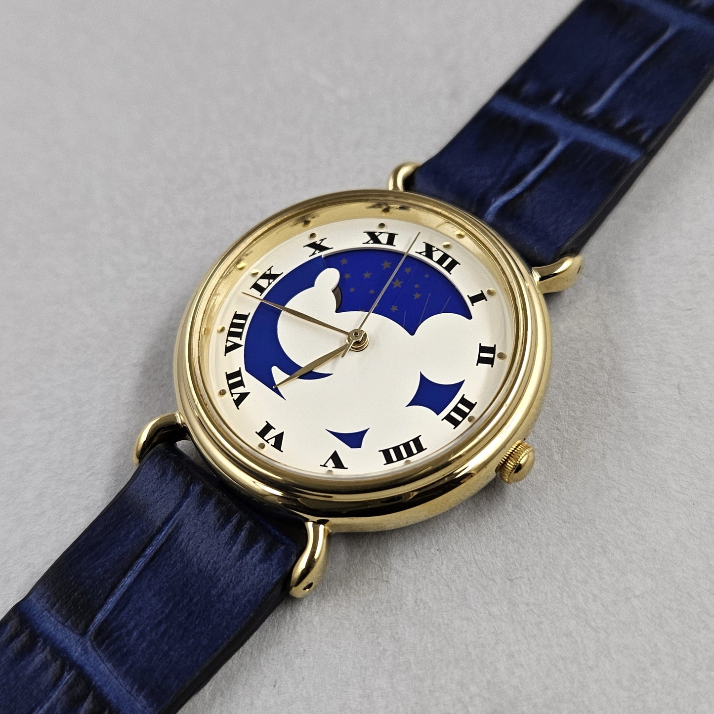Seiko Mickey Mouse V535-6B90