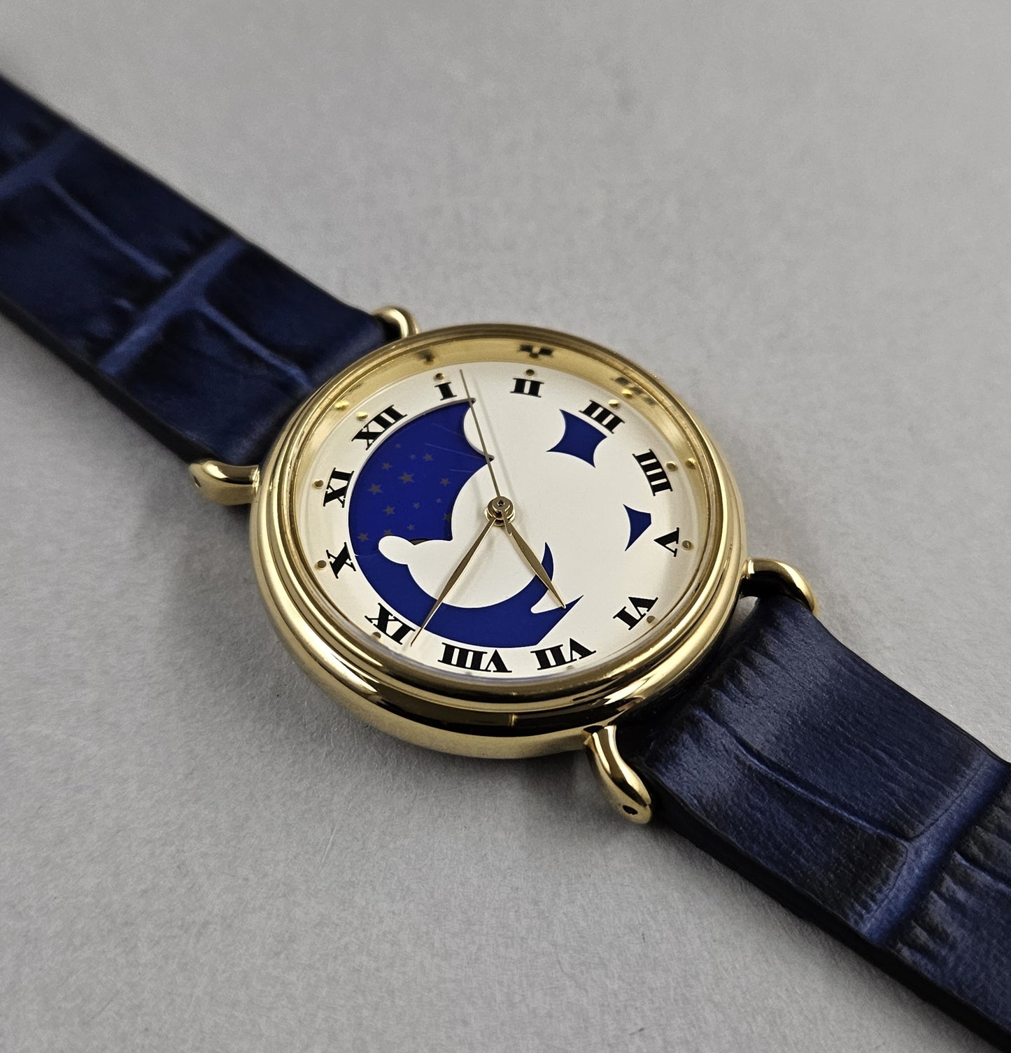 Seiko Mickey Mouse V535-6B90