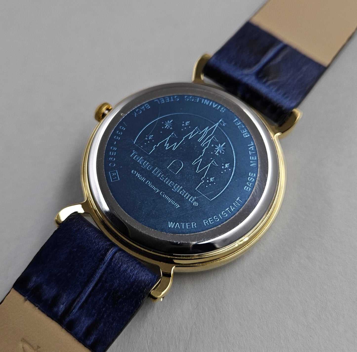 Seiko Mickey Mouse V535-6B90