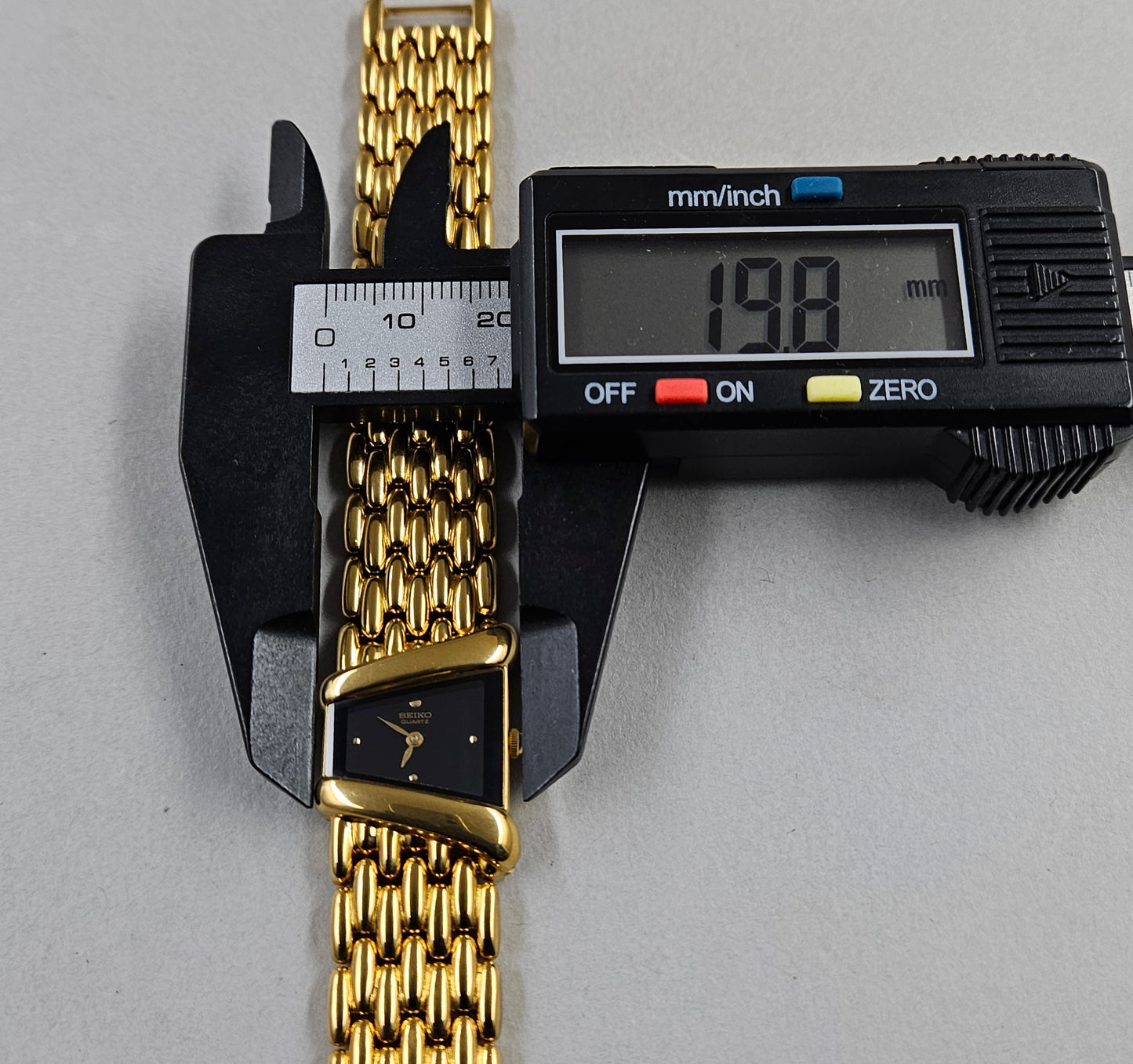 Seiko Rivoli 4N00-574B