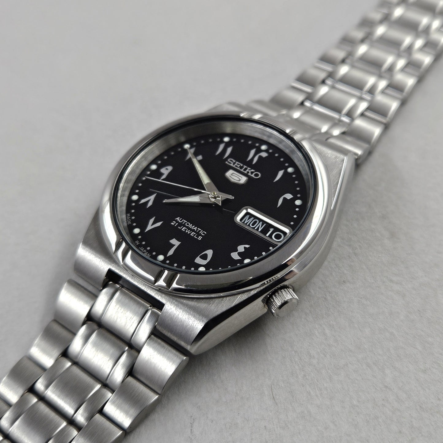 Seiko 5 7S26-01H0