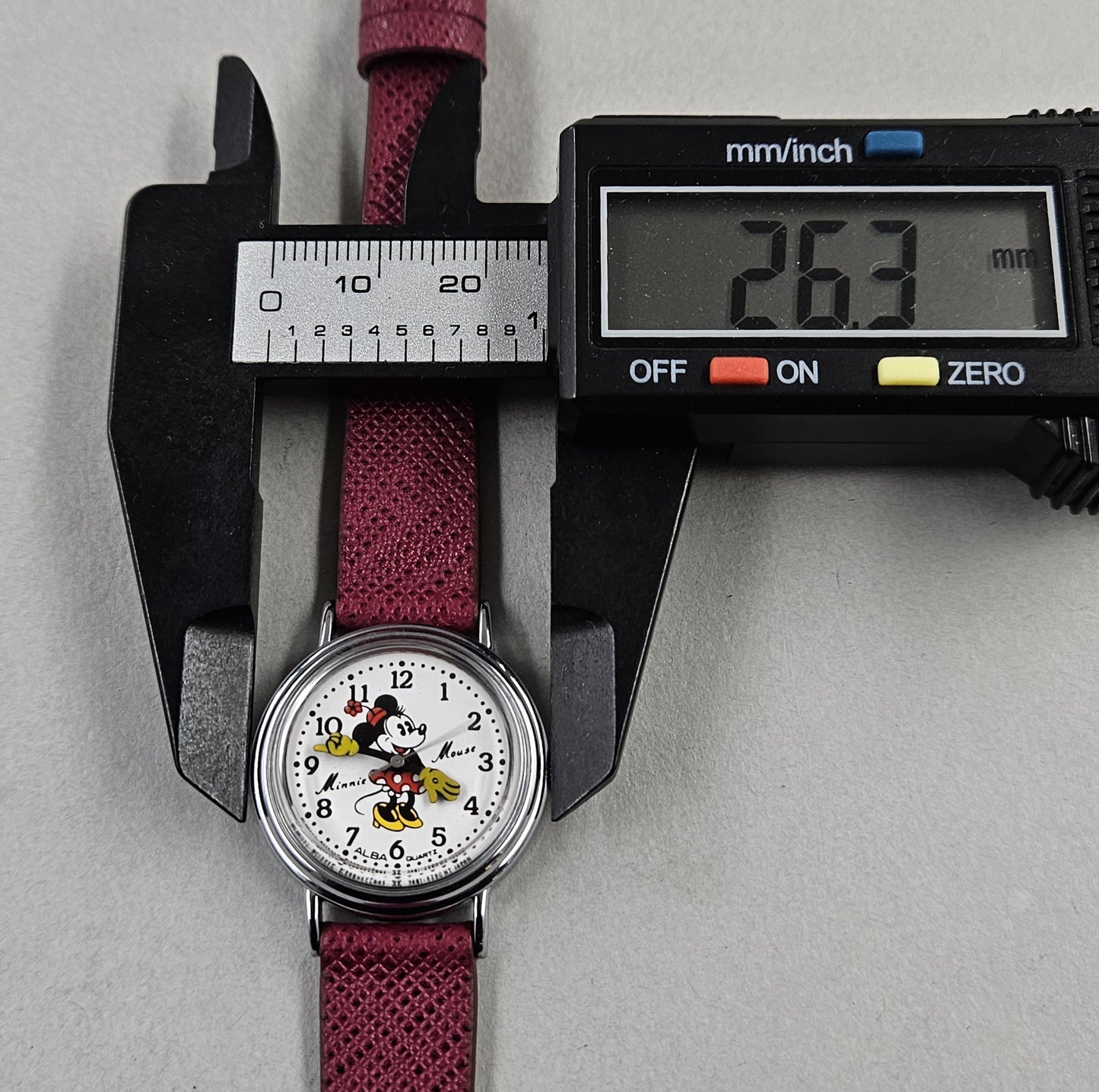 Seiko Minnie Mouse Y481-0850
