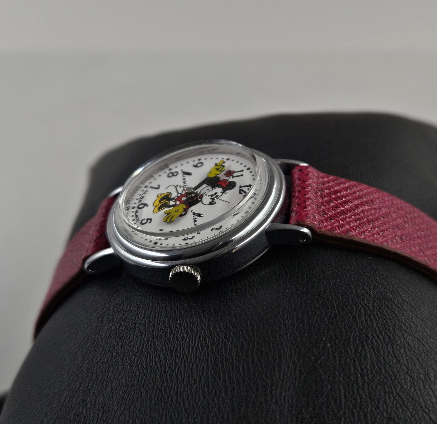 Seiko Minnie Mouse Y481-0850