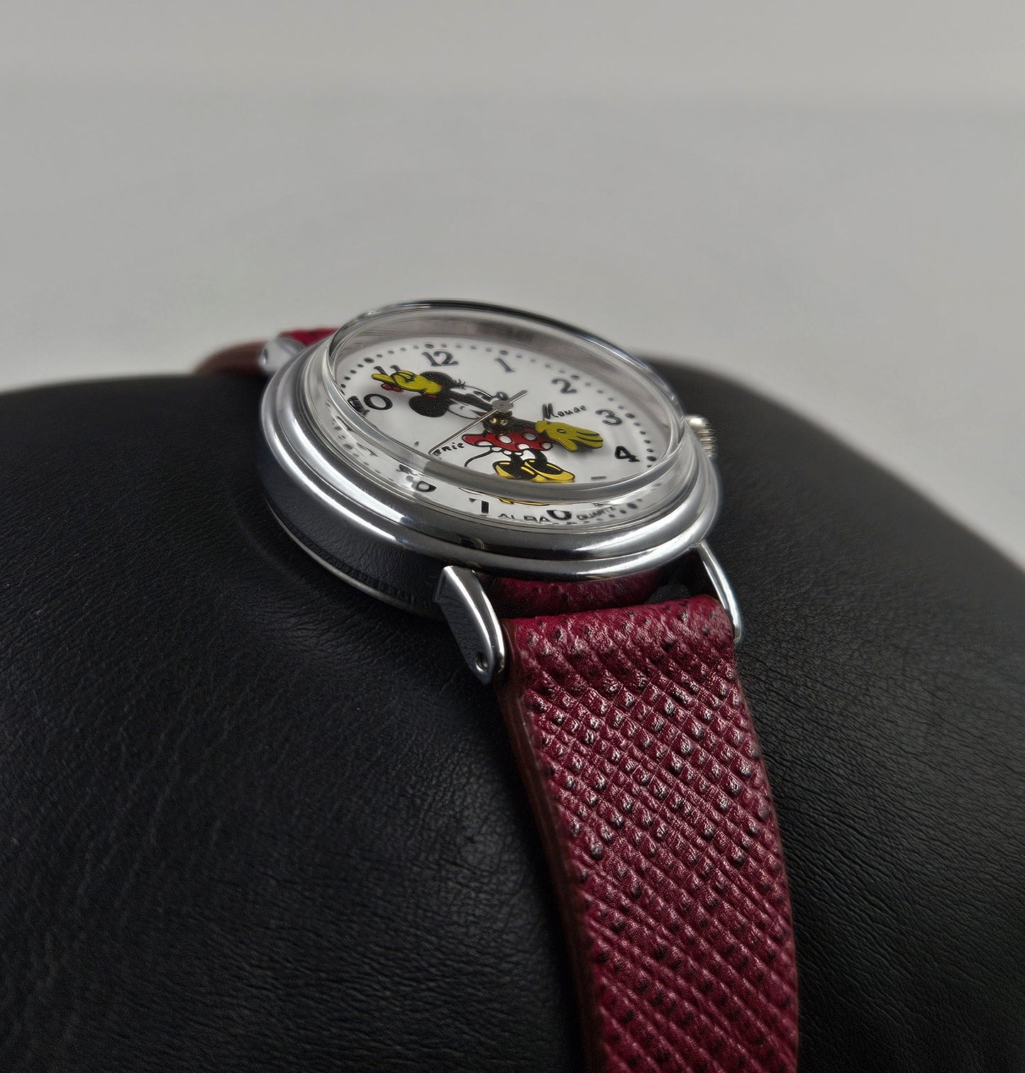 Seiko Minnie Mouse Y481-0850