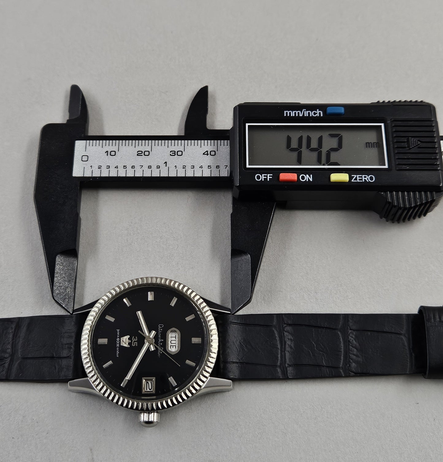 Citizen Auto Dater ADSS81302a-Y