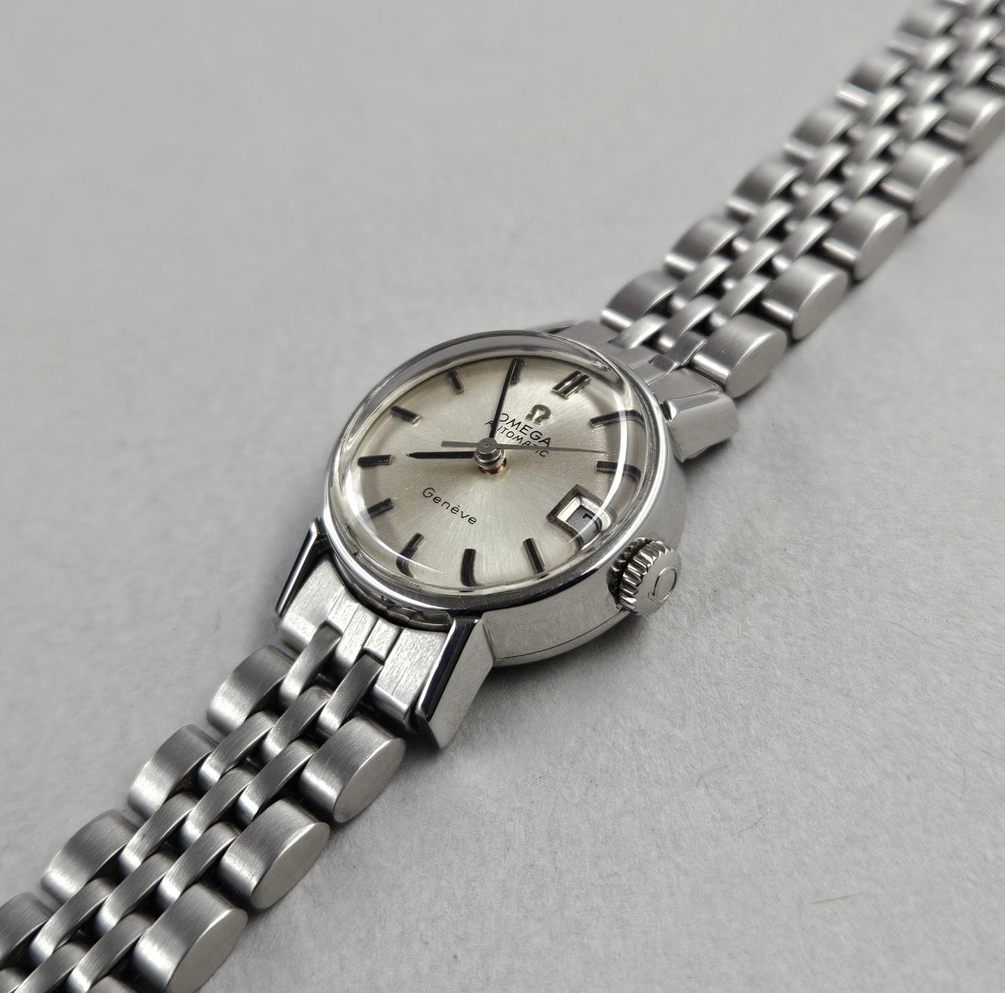 Omega Geneve 562.005