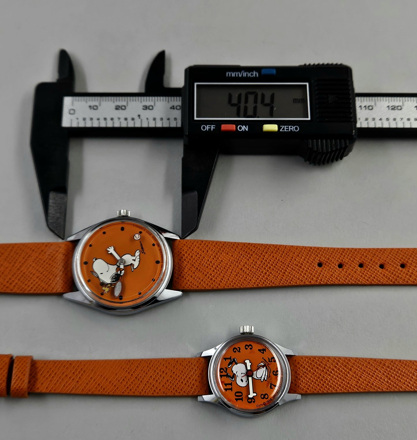 Citizen Snoopy Pair Watches 6-028764-Y & 6-233567-Y