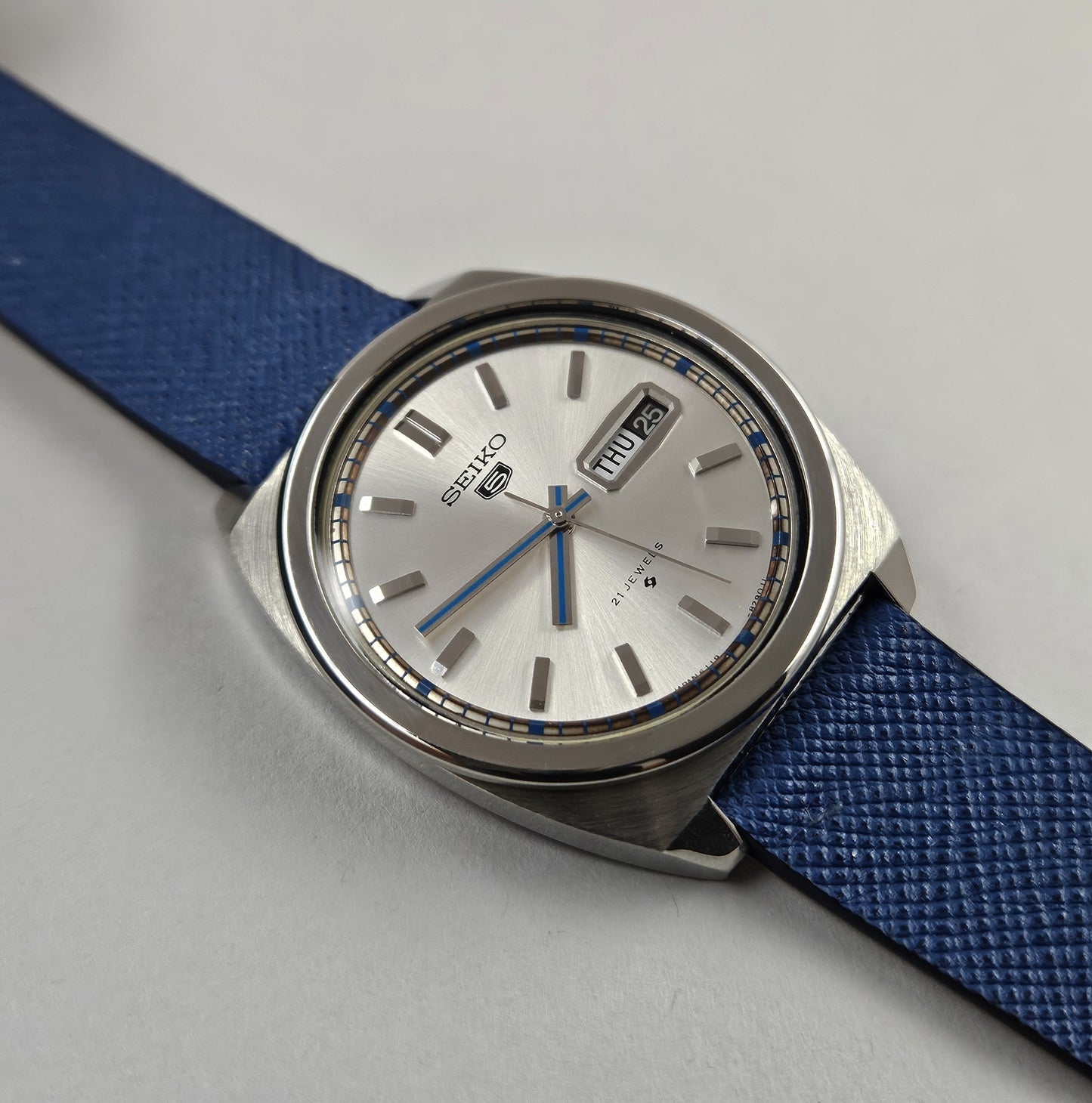 Seiko 5 6119-8240