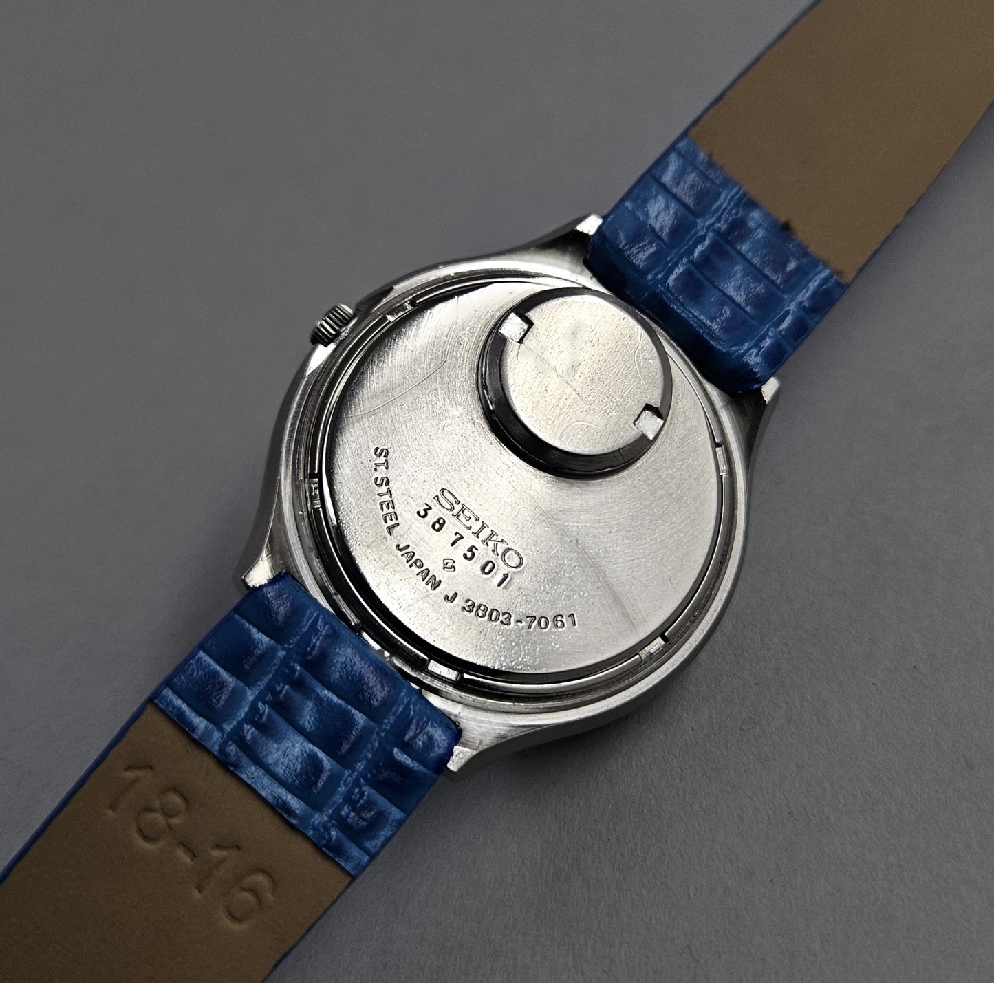 Seiko QT 3803-7061